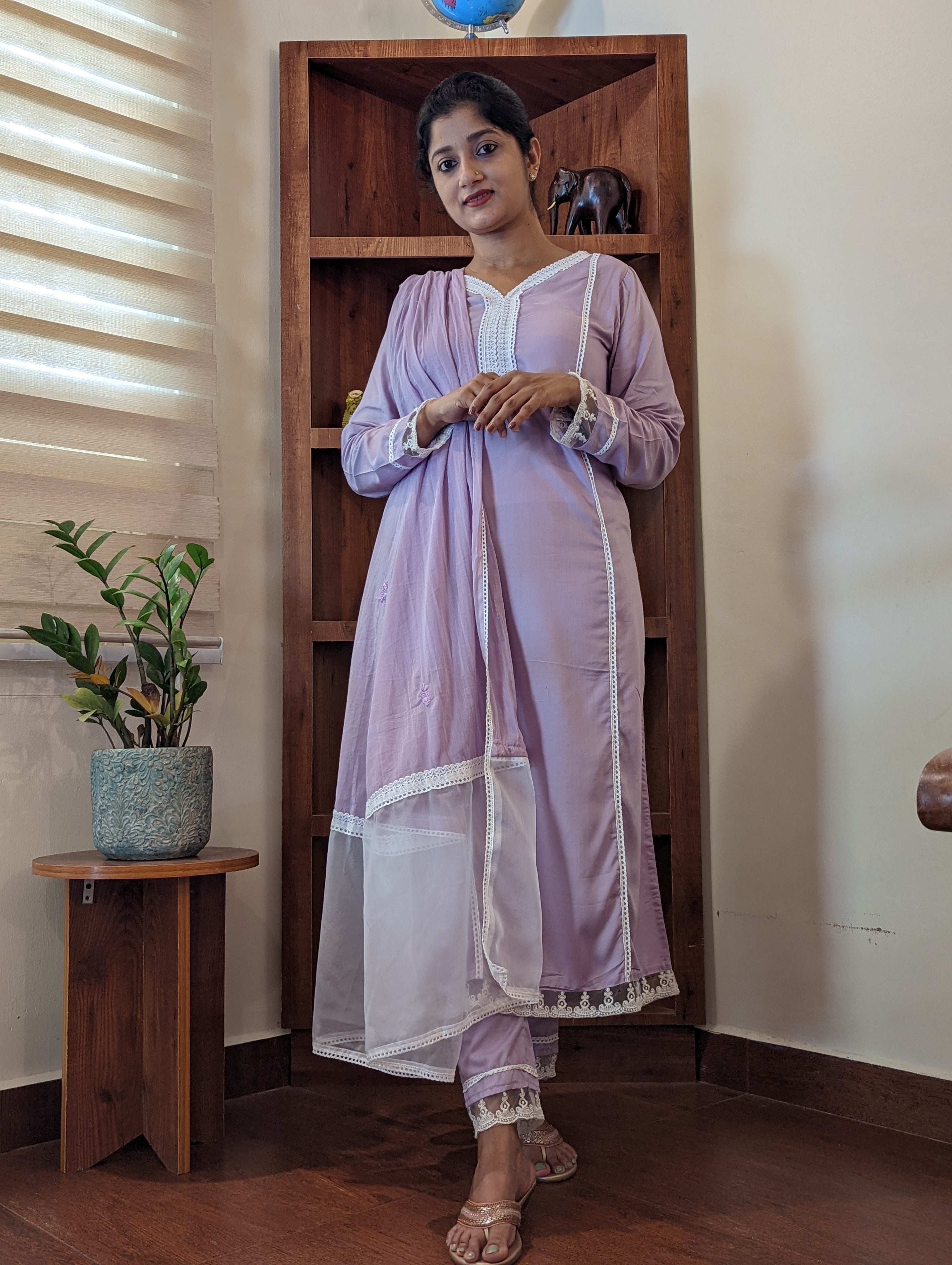 Load image into Gallery viewer, Rayon Kurta set - 2550