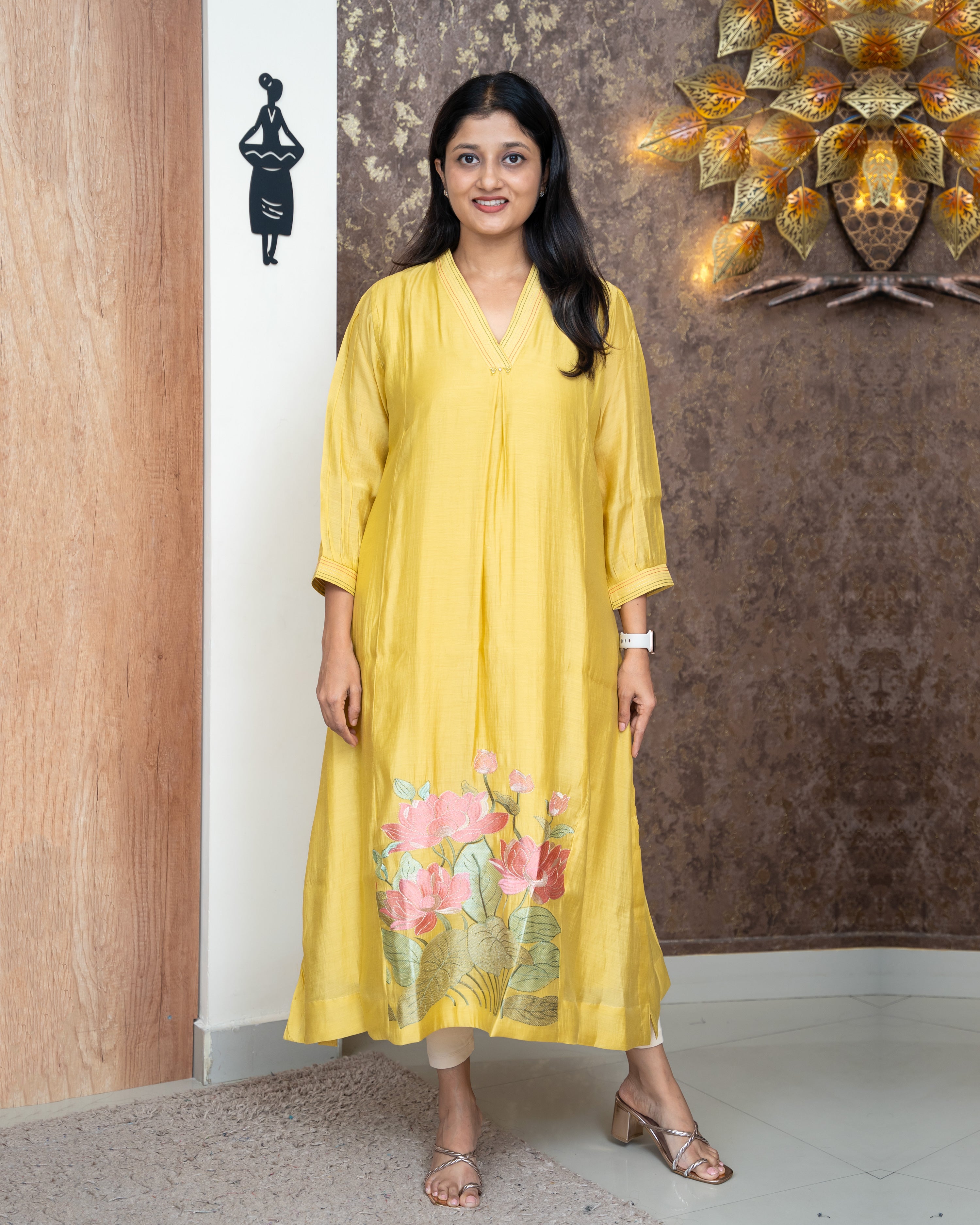 Load image into Gallery viewer, Mul Chanderi Kurti-4828