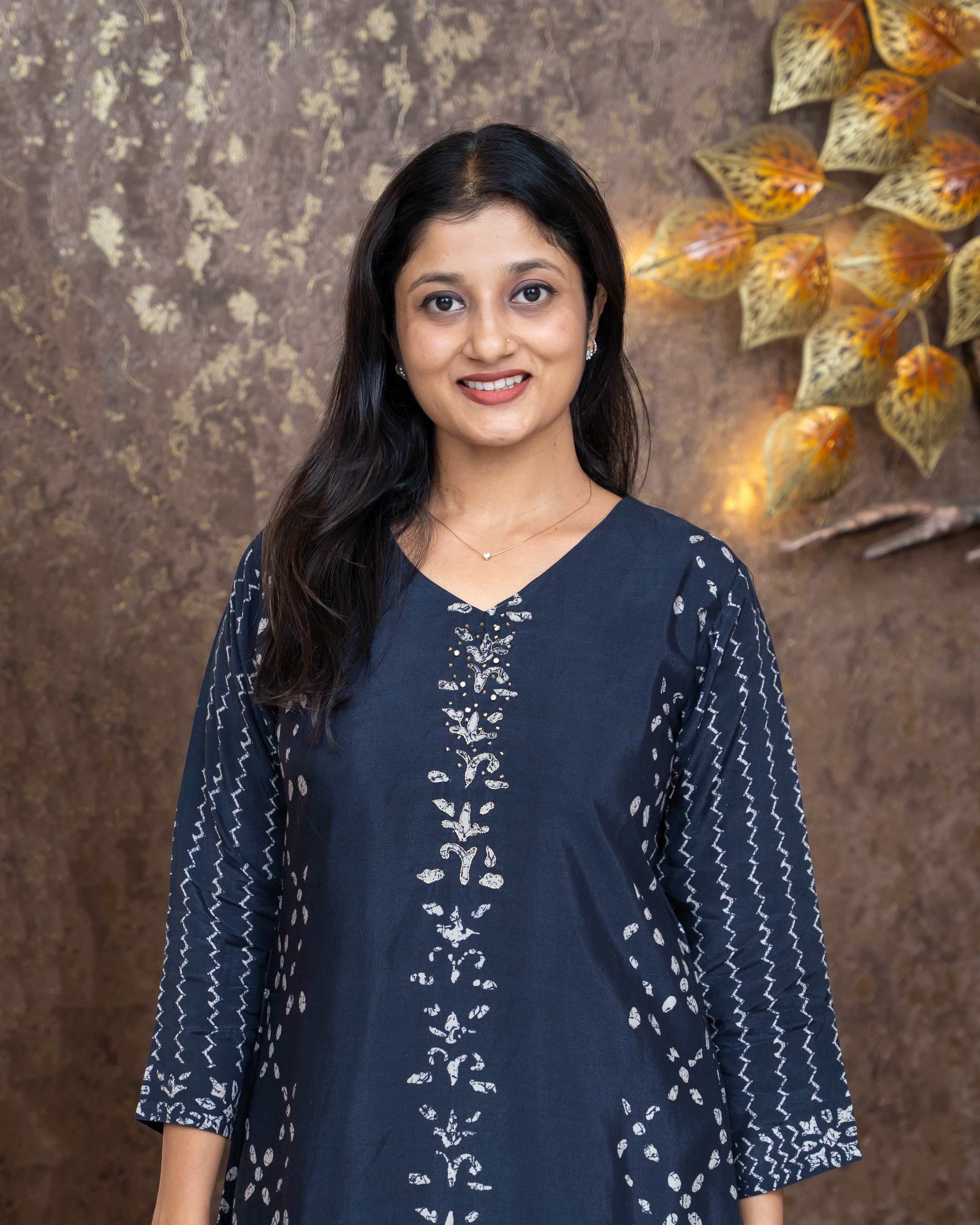 Load image into Gallery viewer, Muslin Silk Kurti-4830