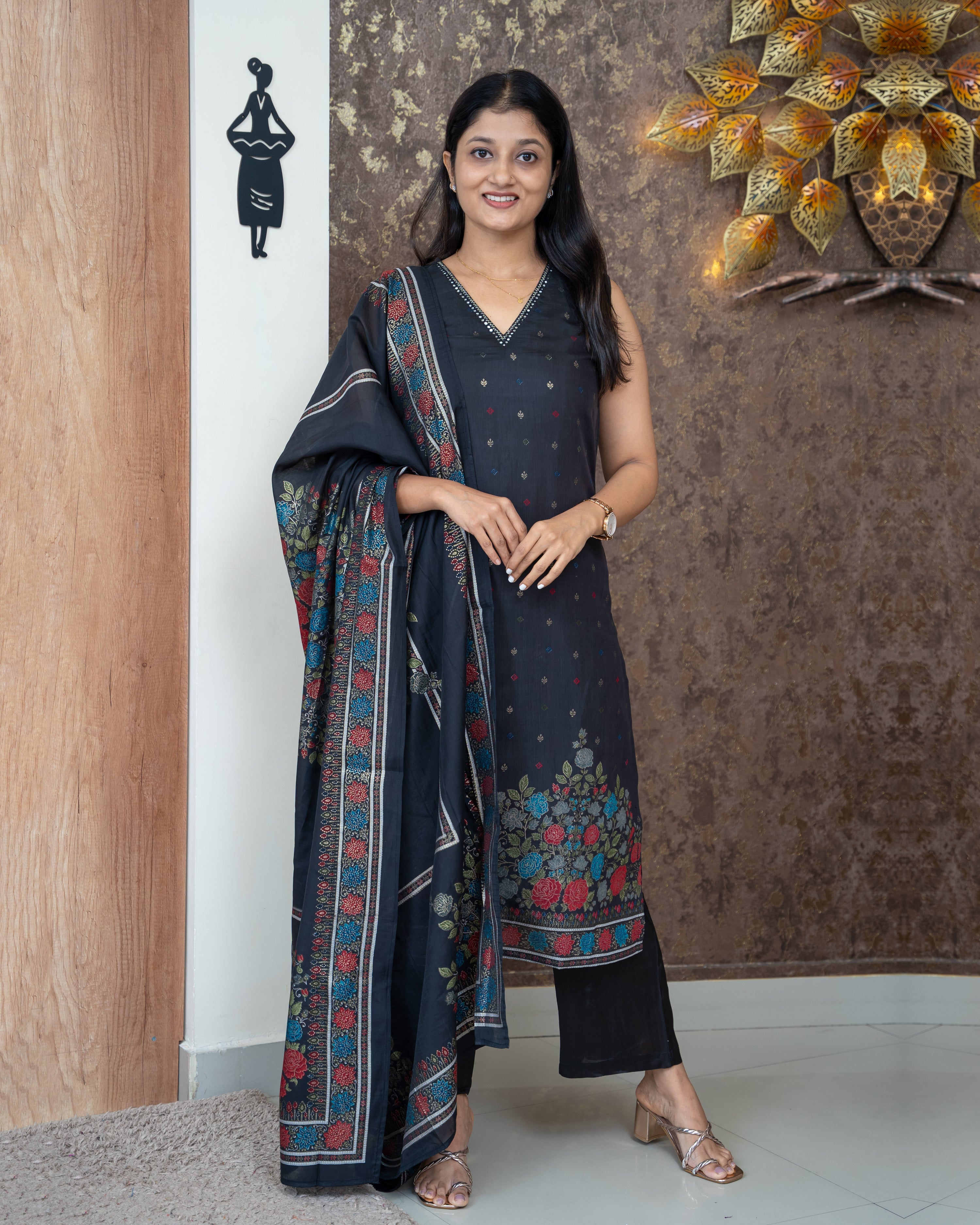 Load image into Gallery viewer, Semi Silk Suit- 4961