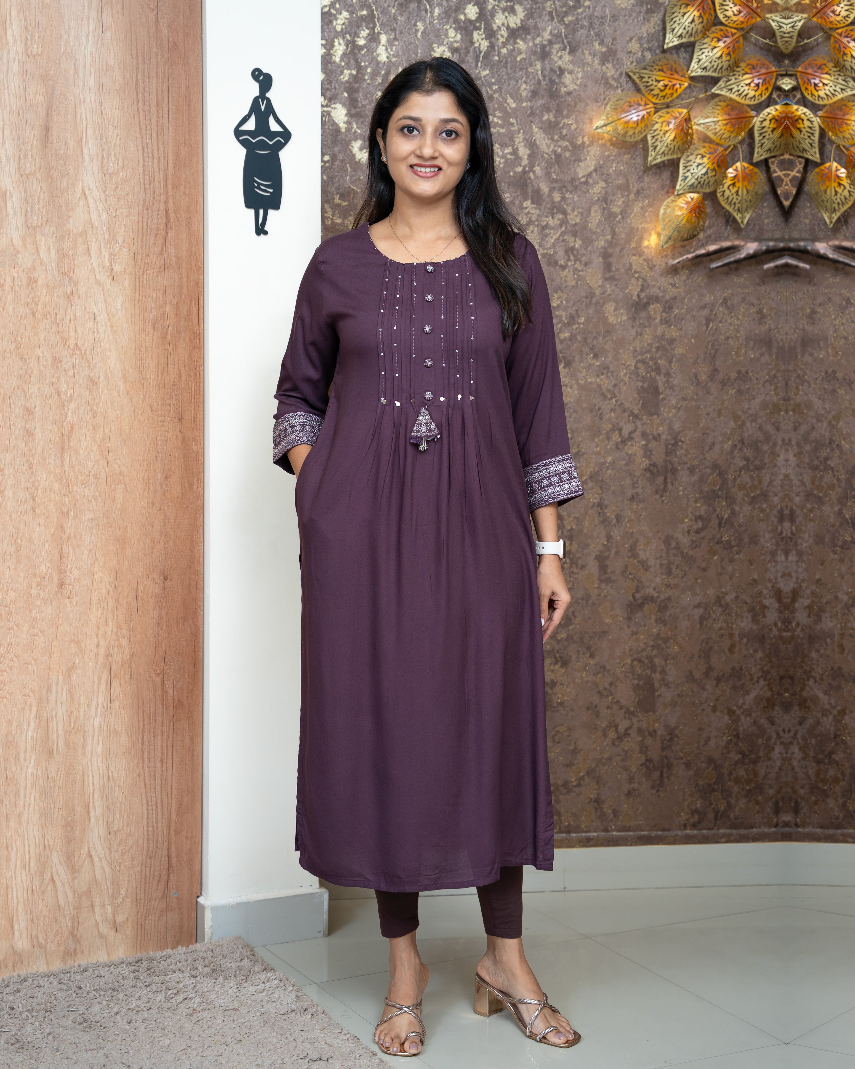 Load image into Gallery viewer, Rayon Kurti-5006