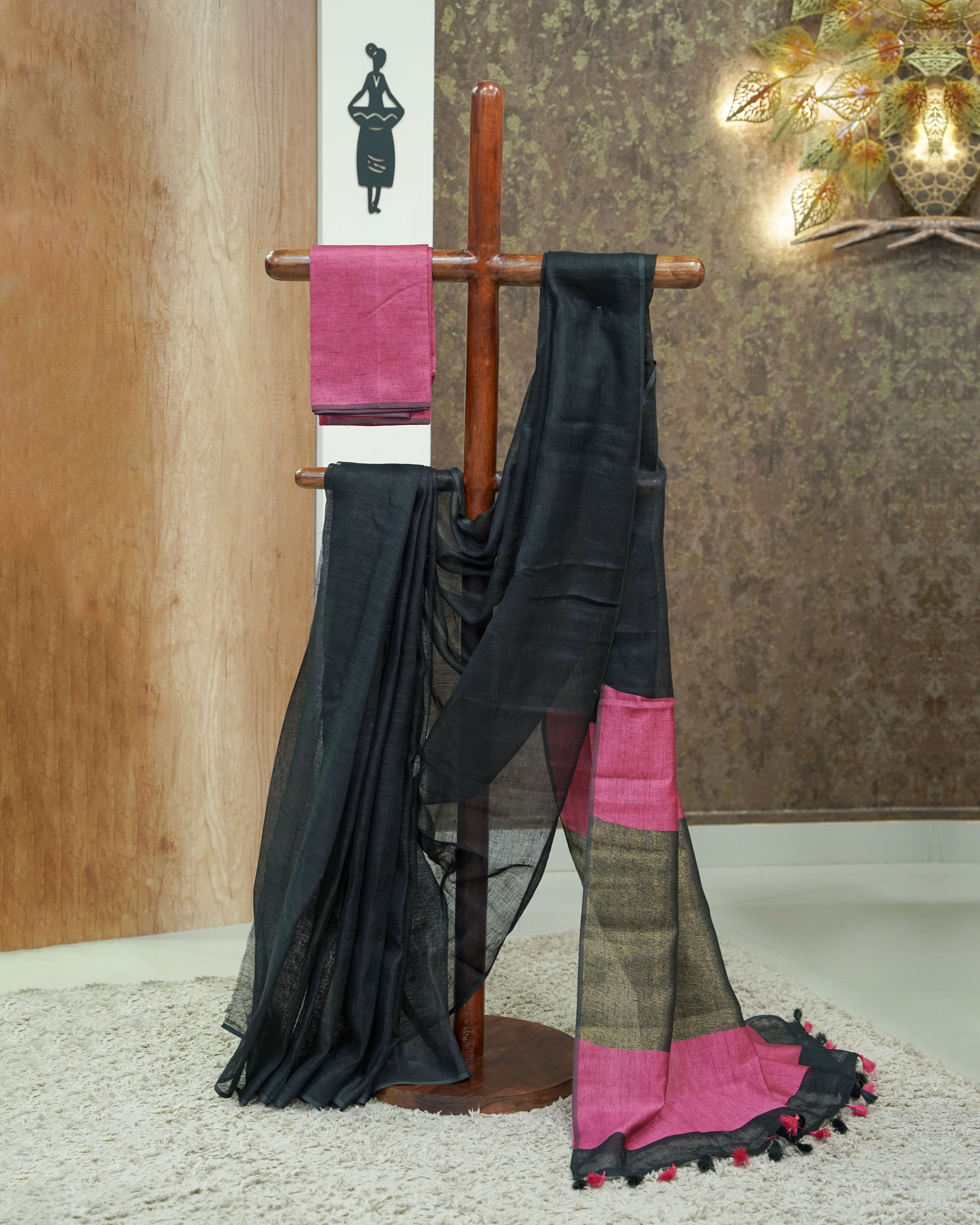 Load image into Gallery viewer, Pure Linen Saree (pre-order)- 4263