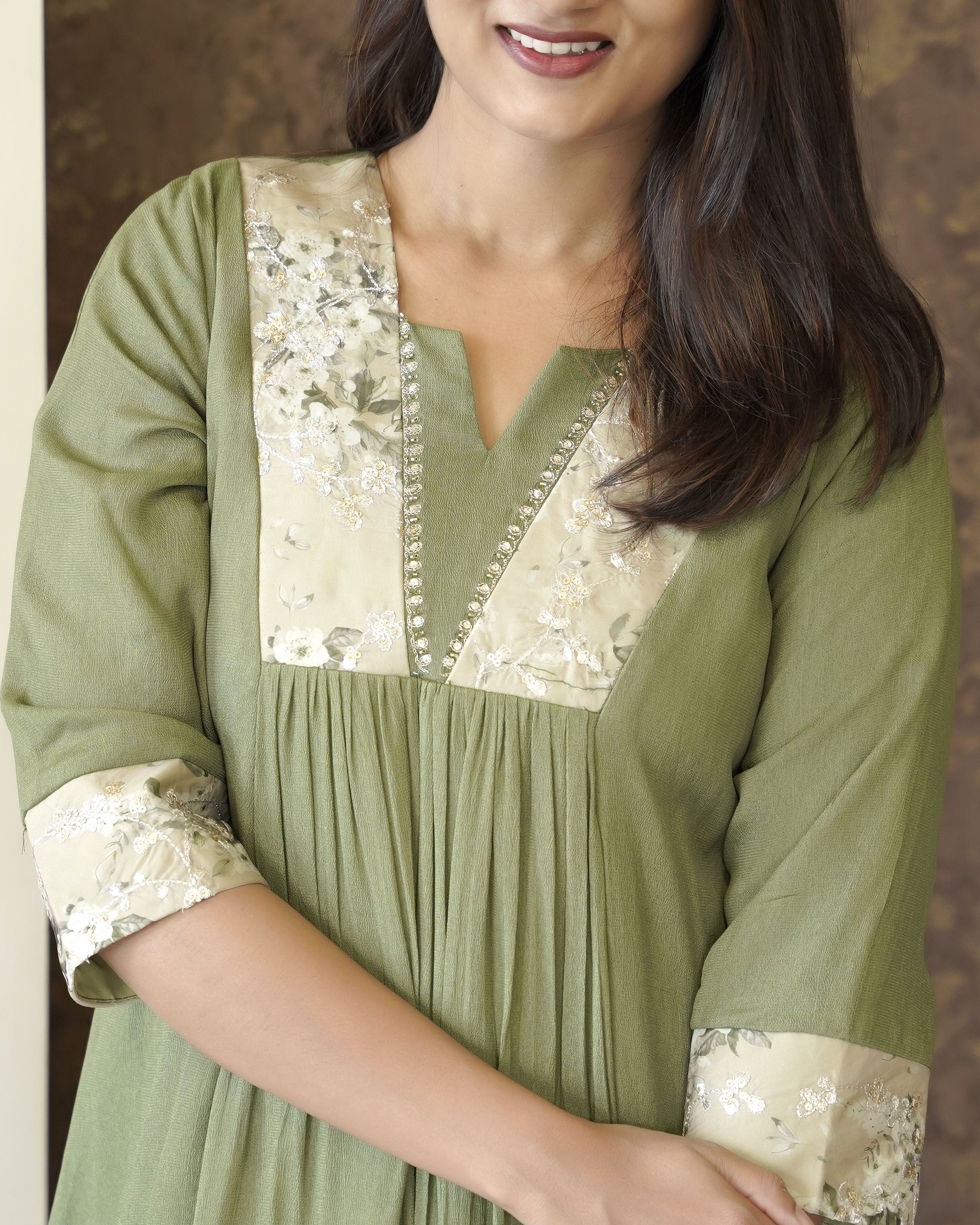 Load image into Gallery viewer, Crepe Georgette Designer Wear( Pre-Order)-0635