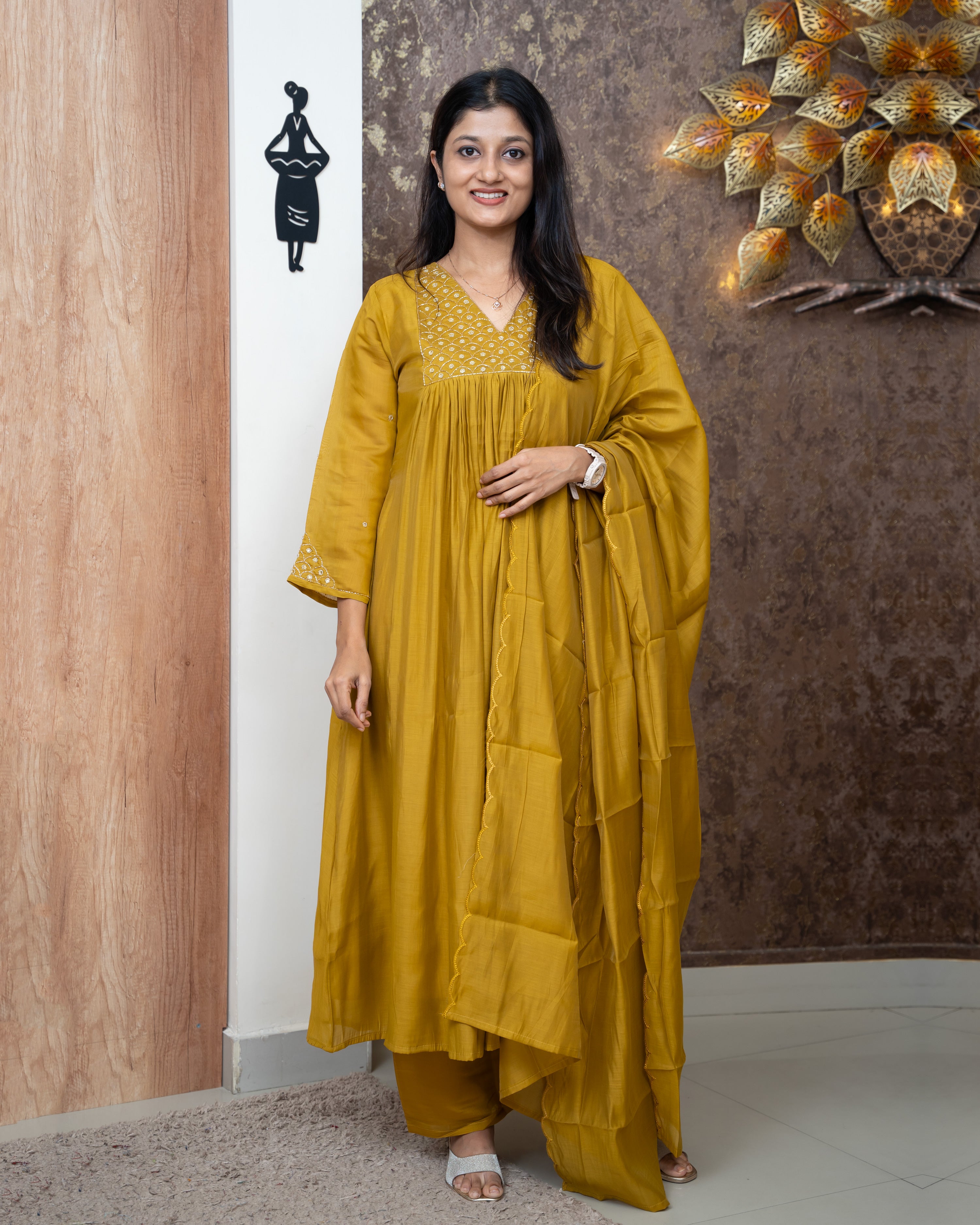 Load image into Gallery viewer, Mul Chanderi Suit-5394