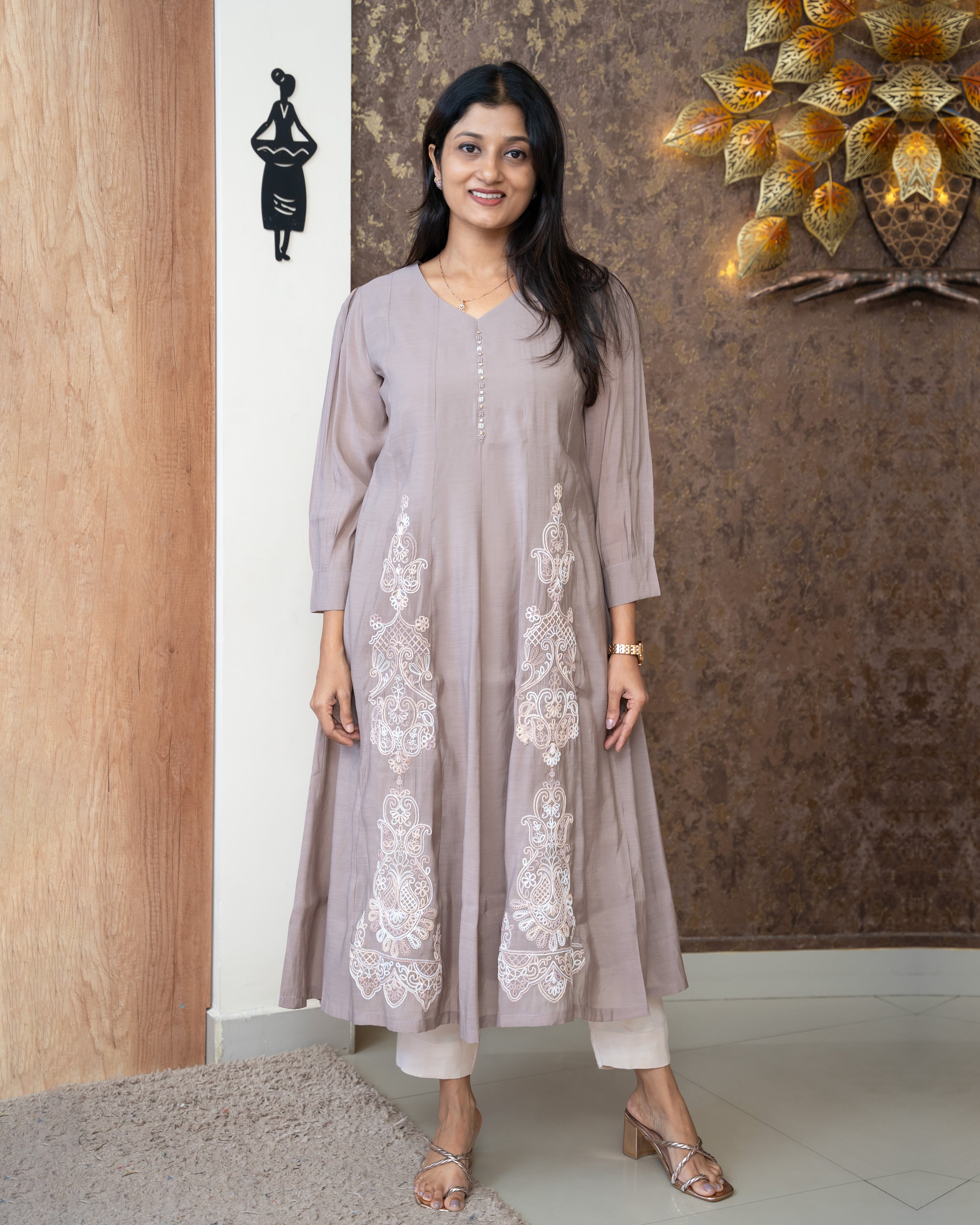 Load image into Gallery viewer, Mul Chanderi Kurti-5464