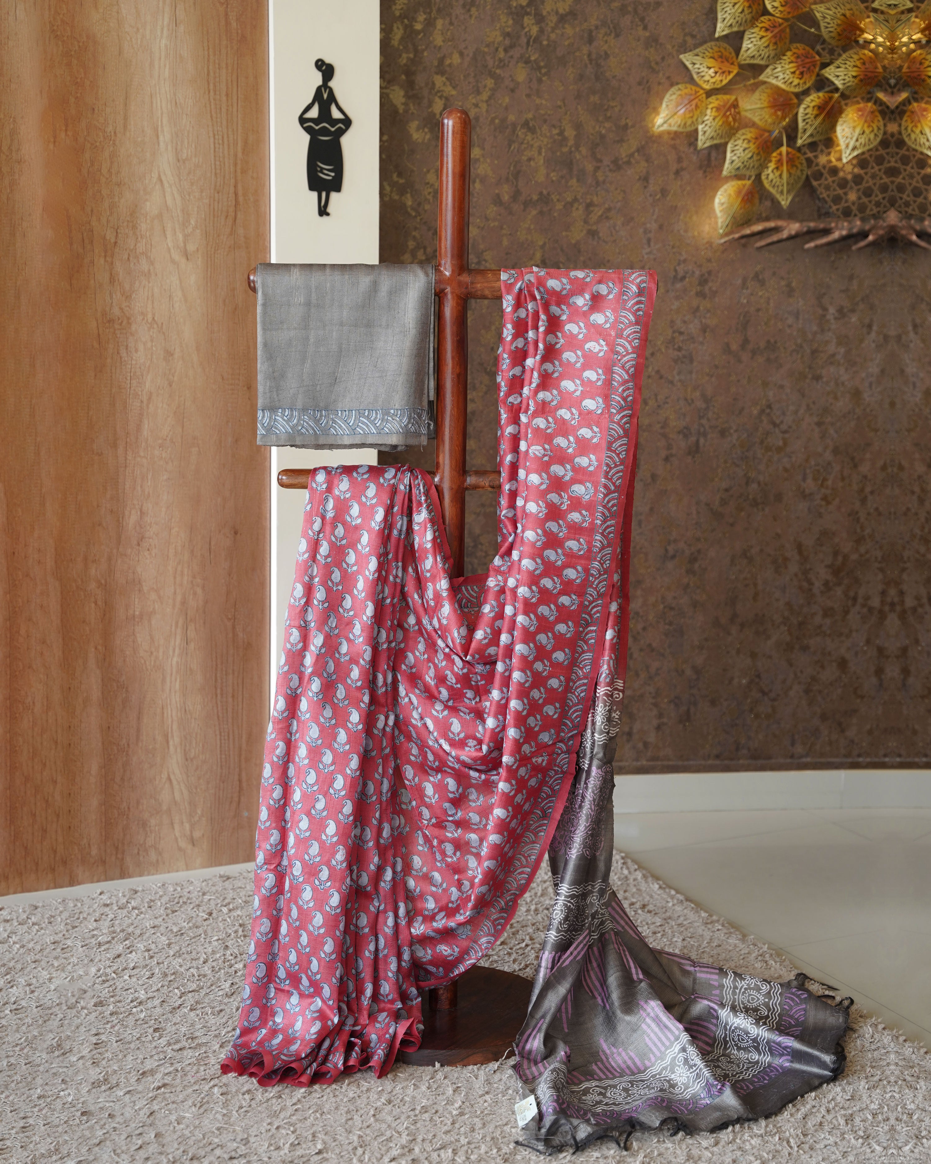 Load image into Gallery viewer, Pure Raw Silk Saree- 4784