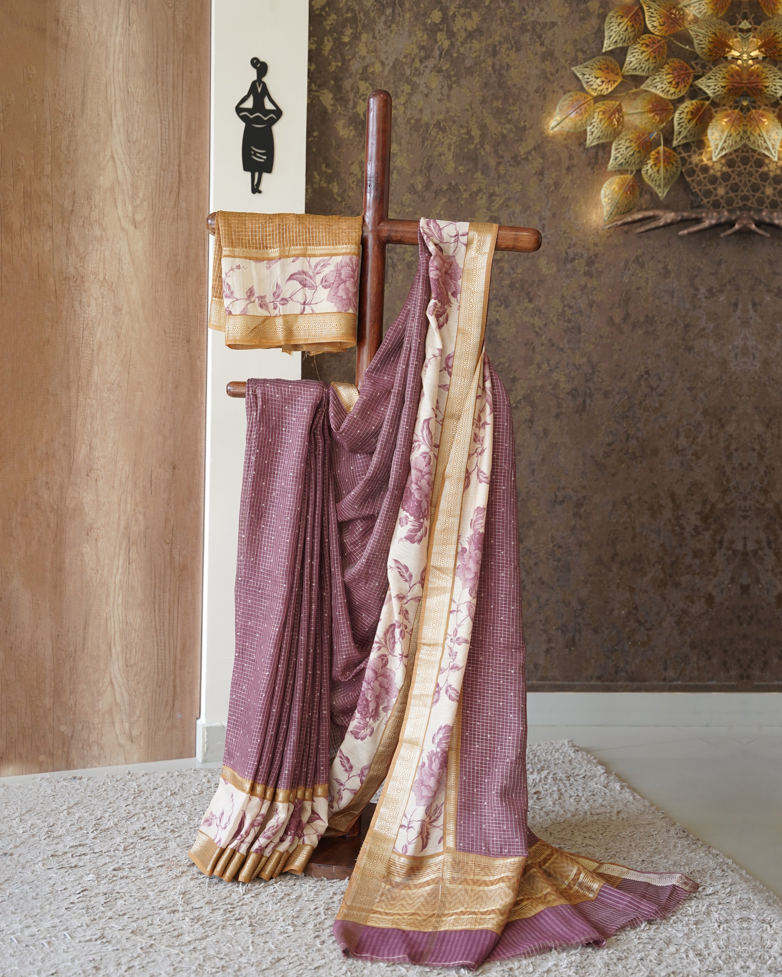 Load image into Gallery viewer, Crepe Silk Saree-0897