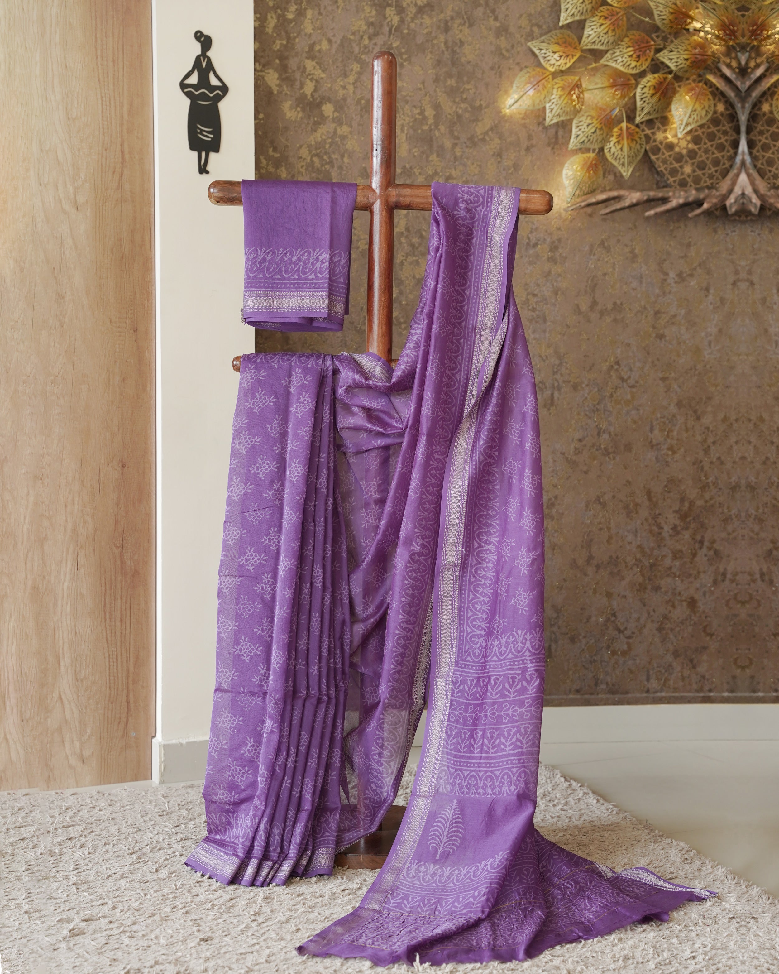 Load image into Gallery viewer, Maheshwari Silk Saree-0999