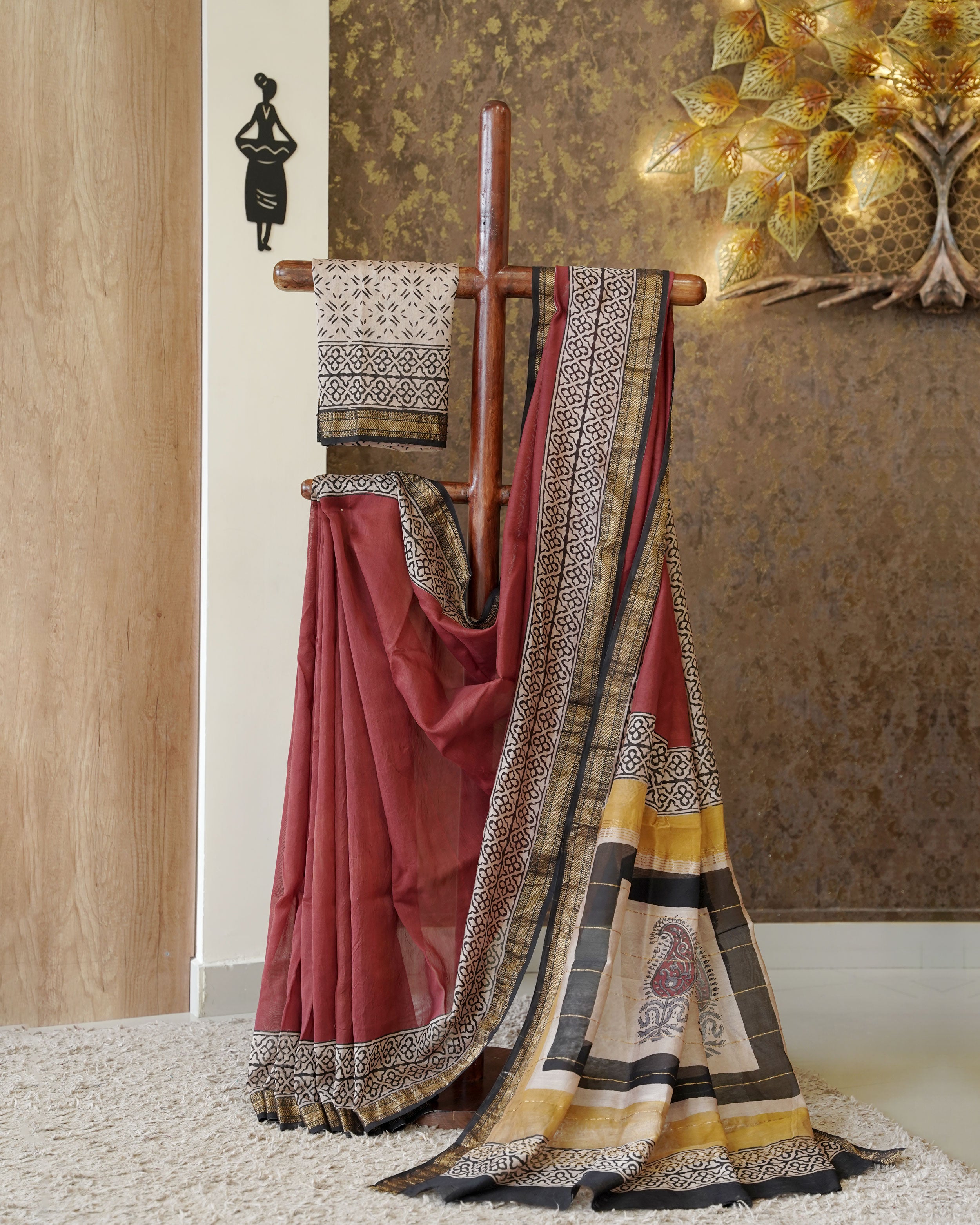 Load image into Gallery viewer, Maheshwari Silk Saree-0999