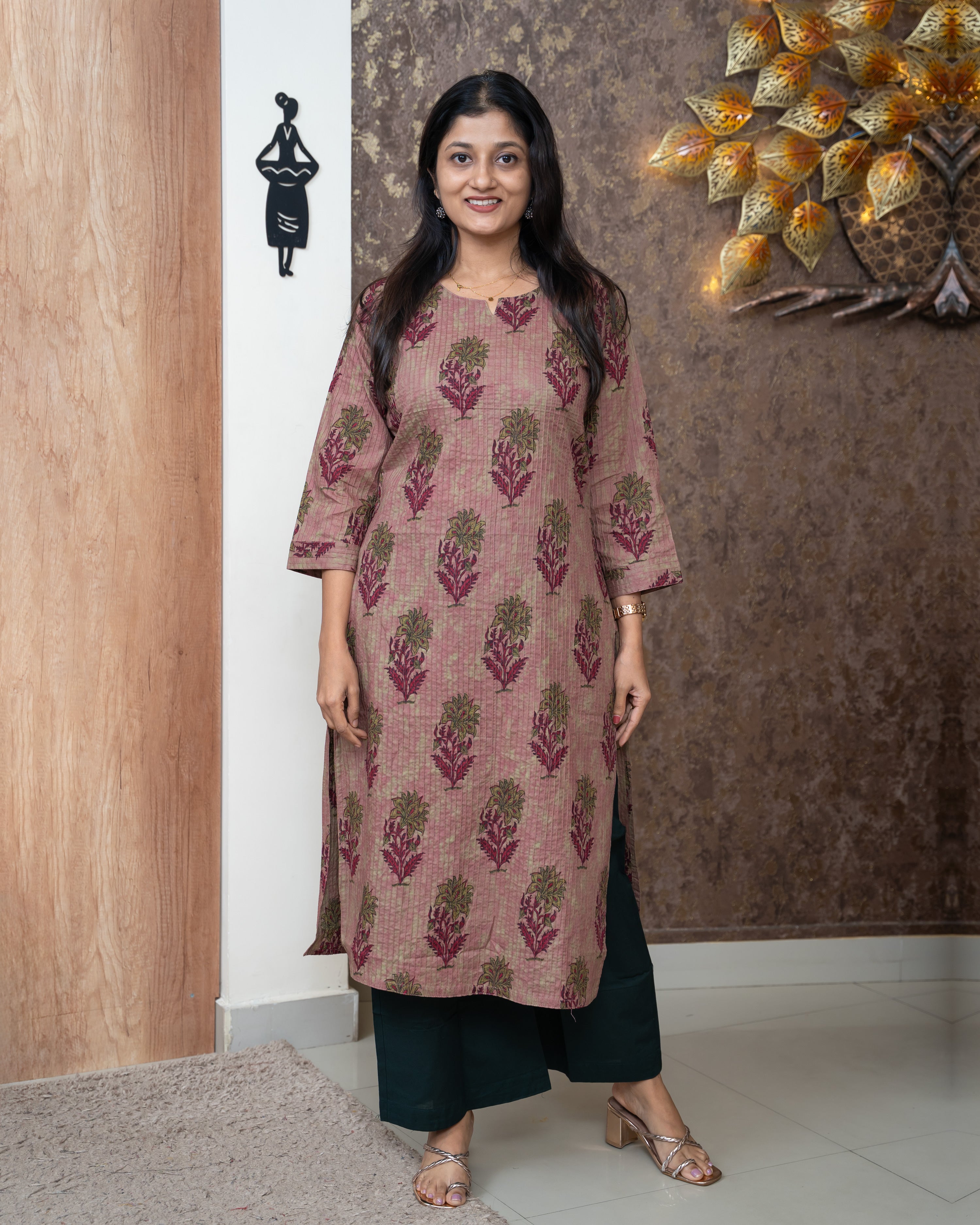 Load image into Gallery viewer, Cotton Kurti-5693