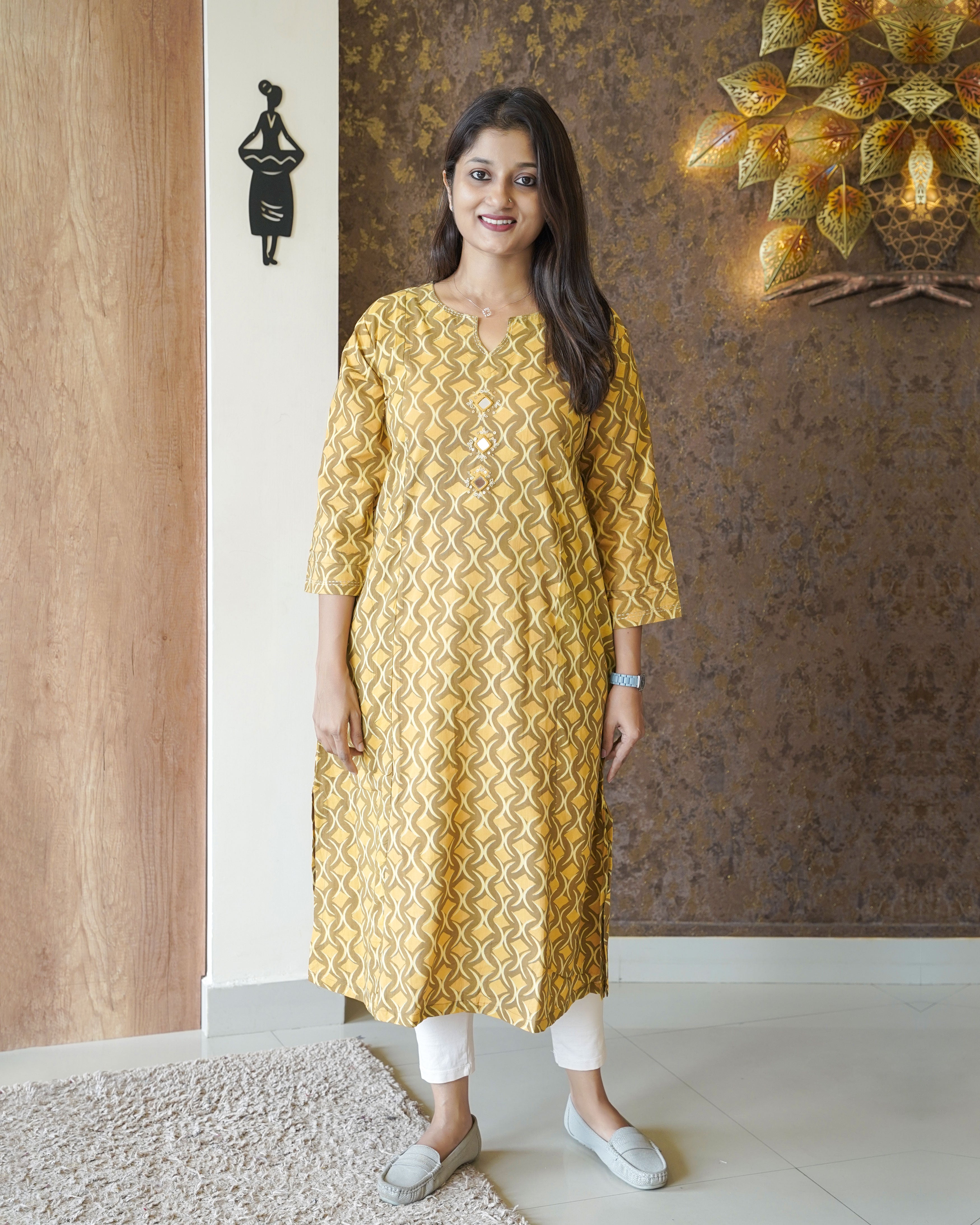 Load image into Gallery viewer, Pure Cotton Kurti-1678