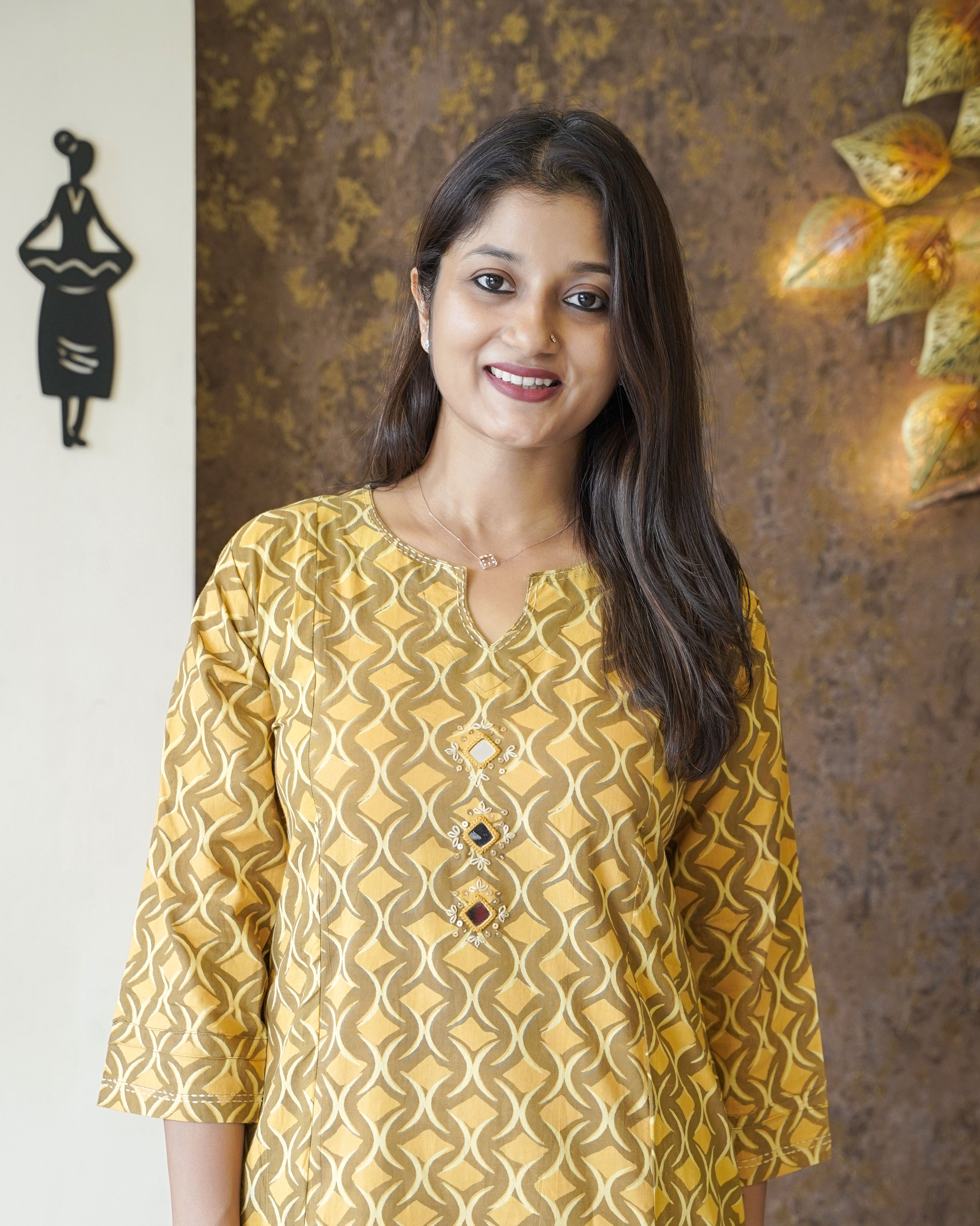 Load image into Gallery viewer, Pure Cotton Kurti-1678