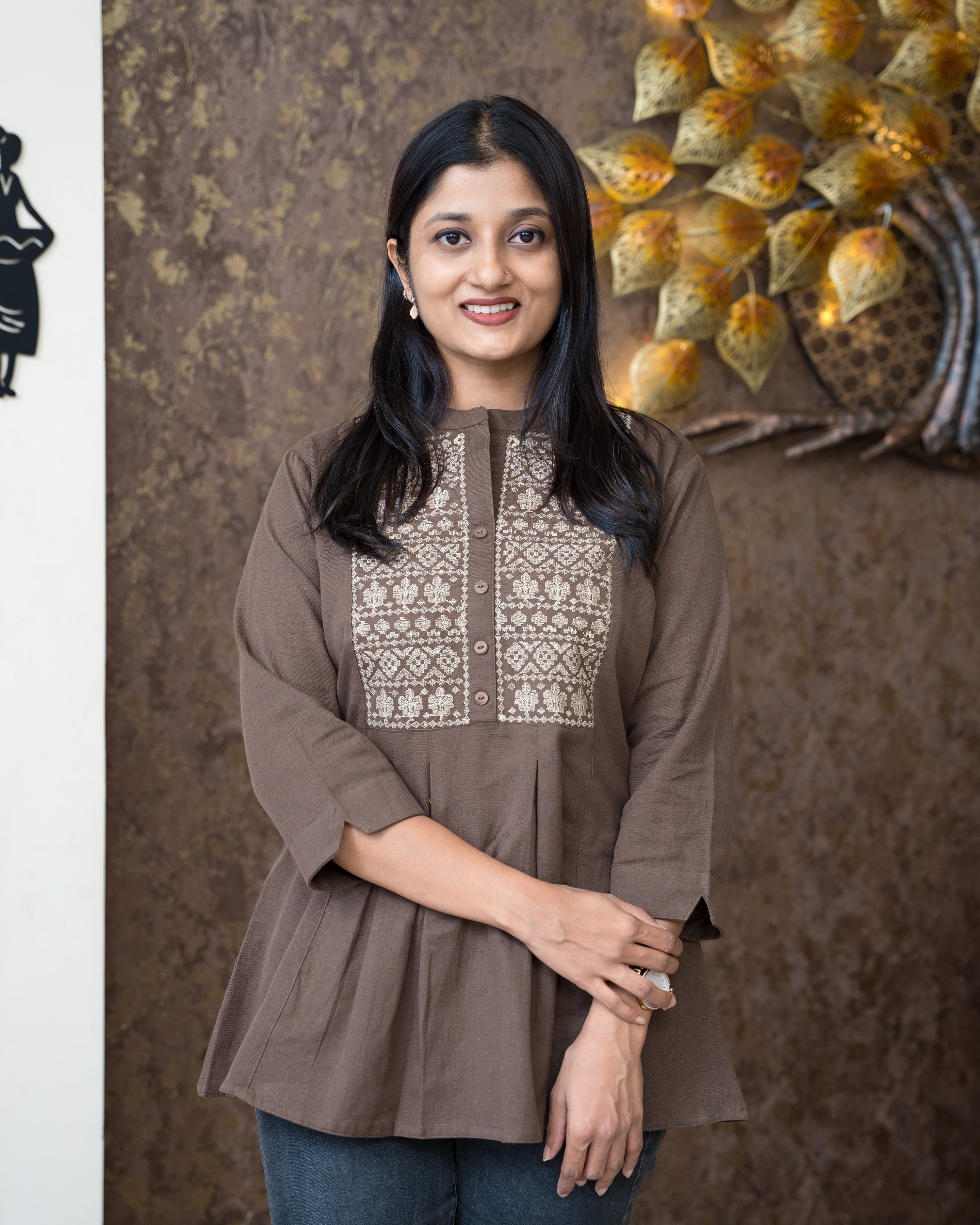 Load image into Gallery viewer, Cotton Short Kurti-6124