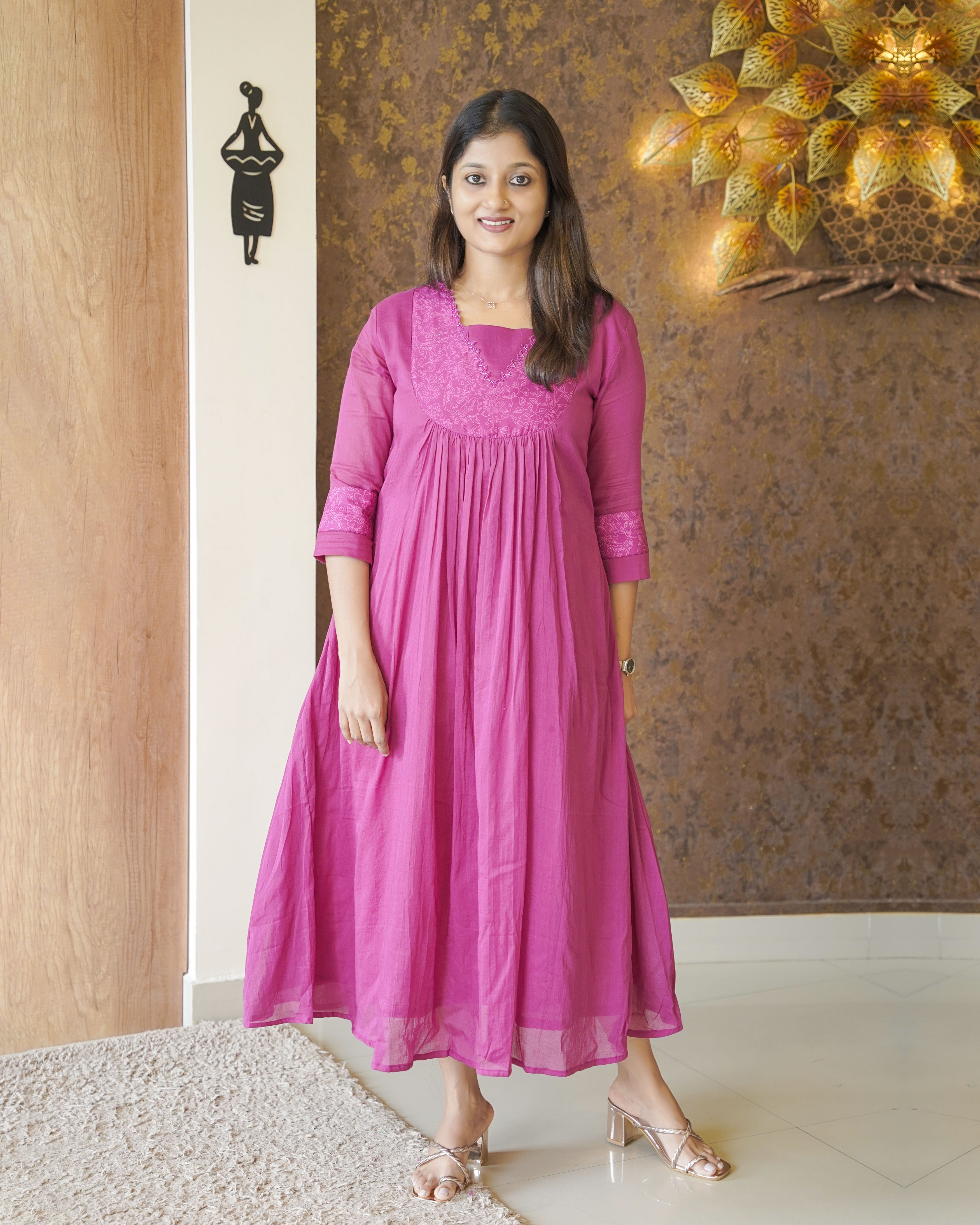 Load image into Gallery viewer, Mul Cotton Designer Kurti( Pre-Order)-2060