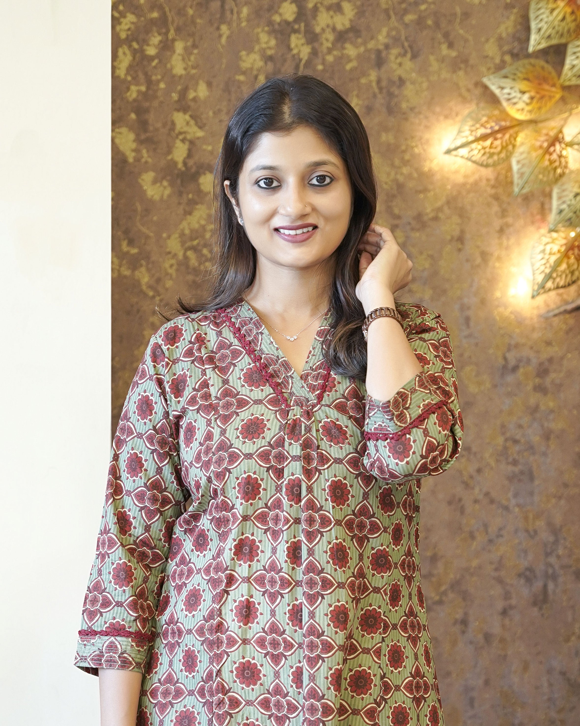 Load image into Gallery viewer, Printed Cotton Kurti-2835