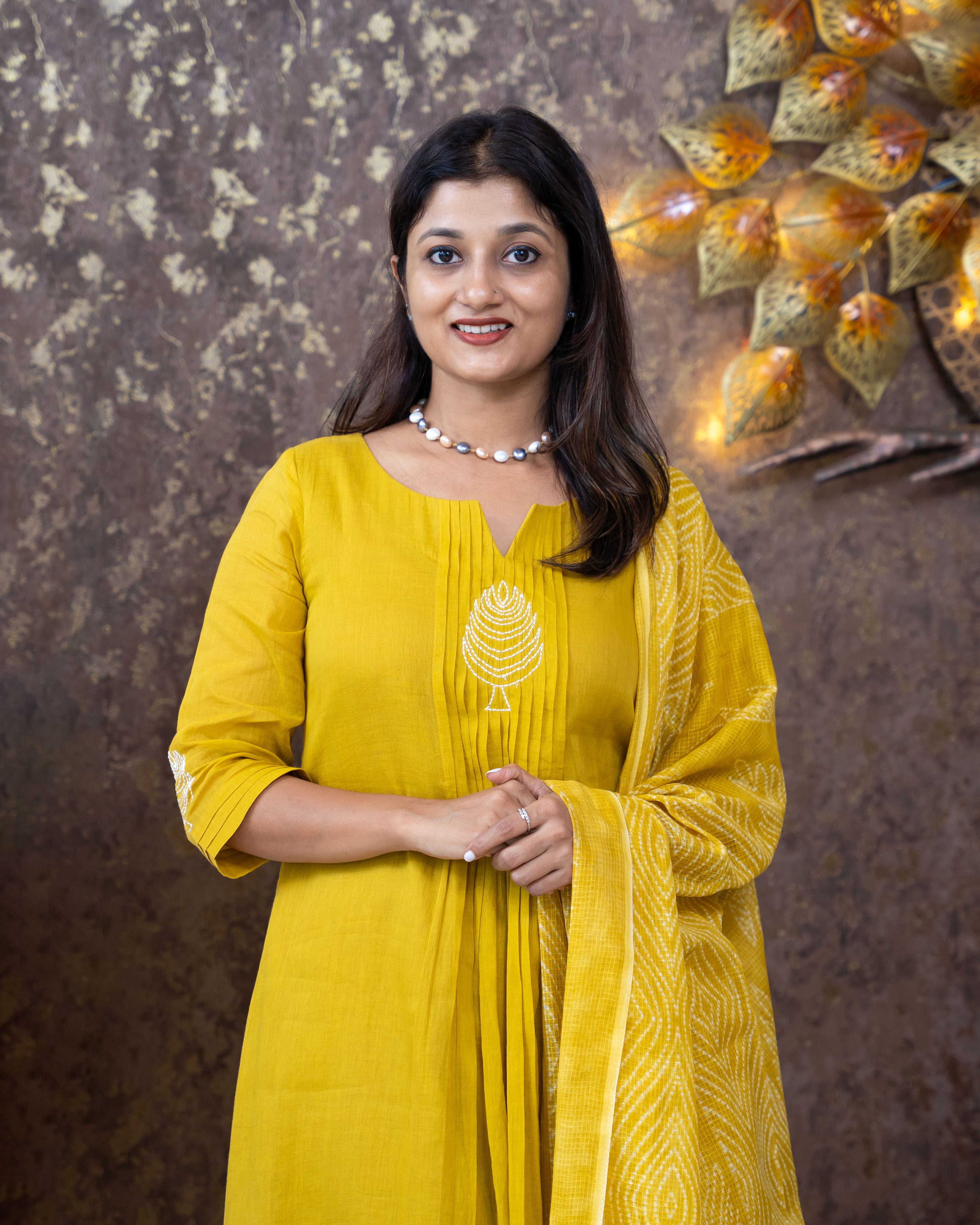 Load image into Gallery viewer, Mul Cotton Designer Kurti and Dupatta( Pre-Order)-3422