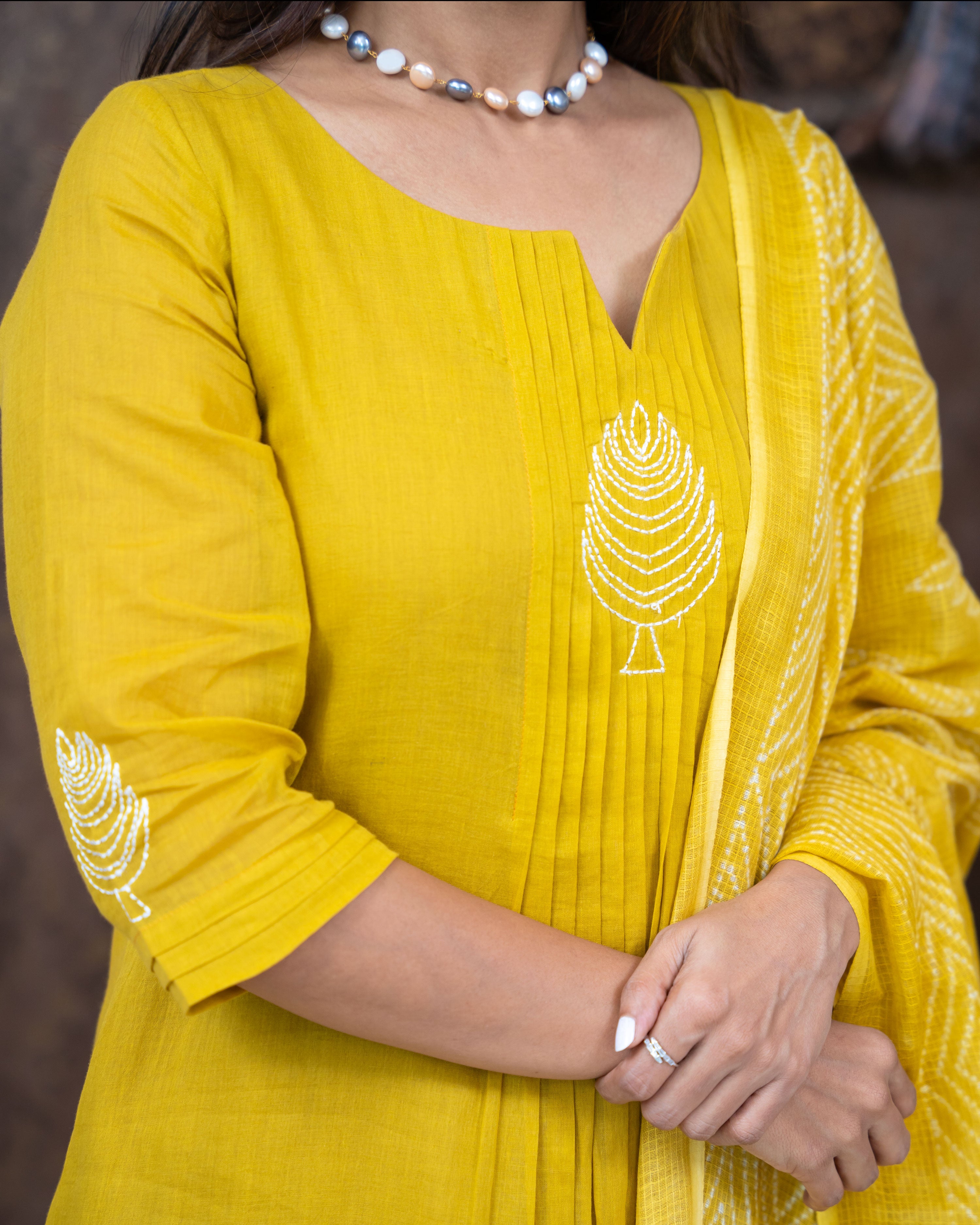 Load image into Gallery viewer, Mul Cotton Designer Kurti and Dupatta( Pre-Order)-3422