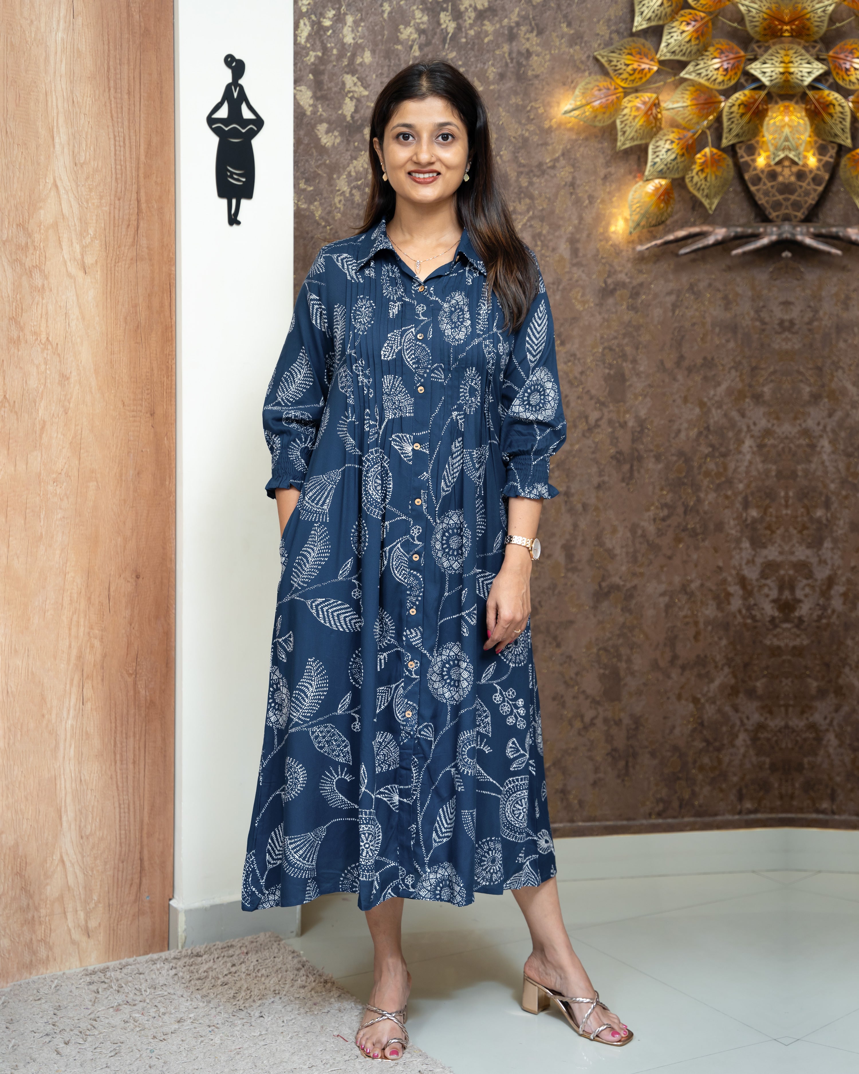 Load image into Gallery viewer, Rayon Cotton Kurti-3980