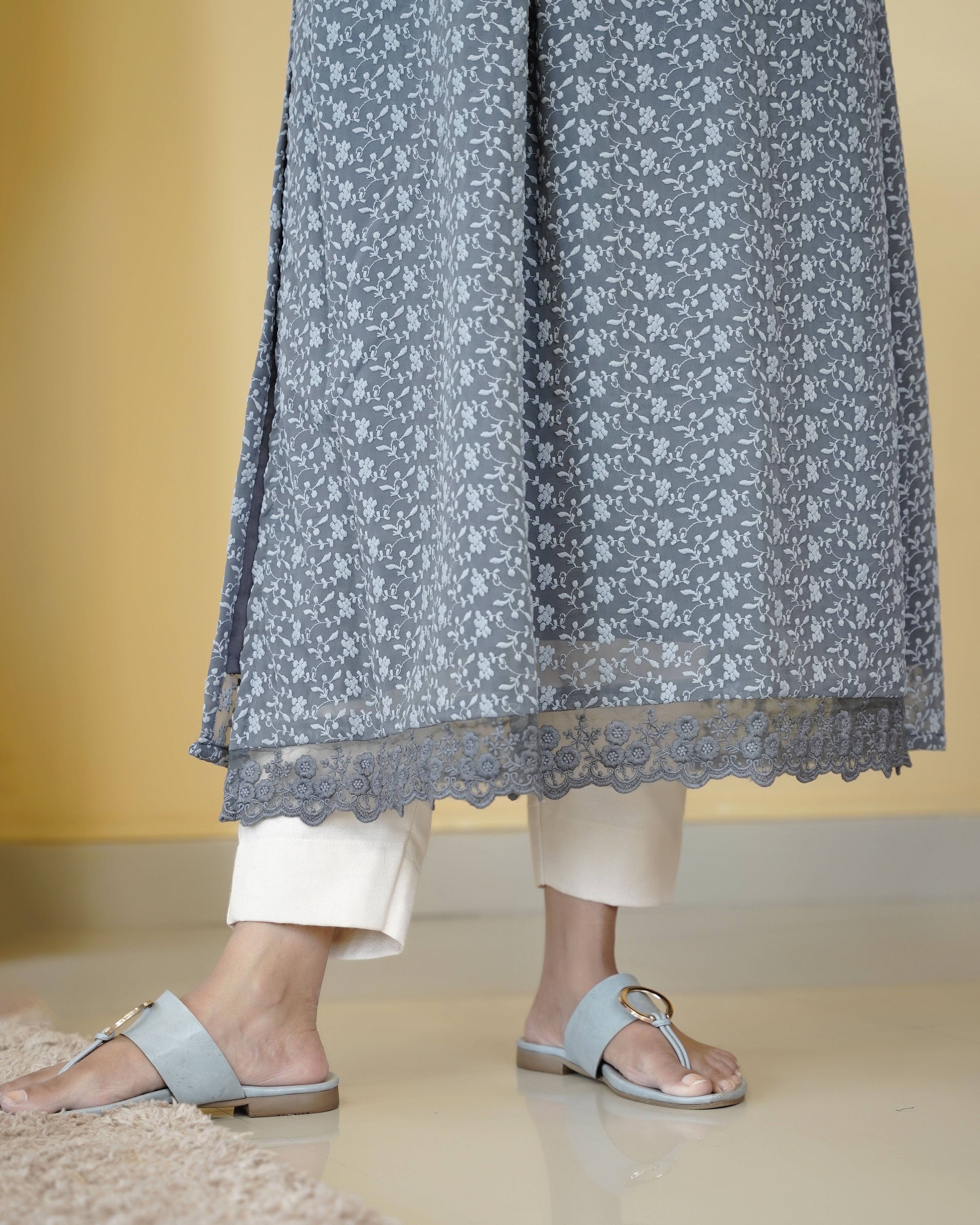 Load image into Gallery viewer, Viscose Georgette A-line Slitted Kurti(Pre-Order)-5120