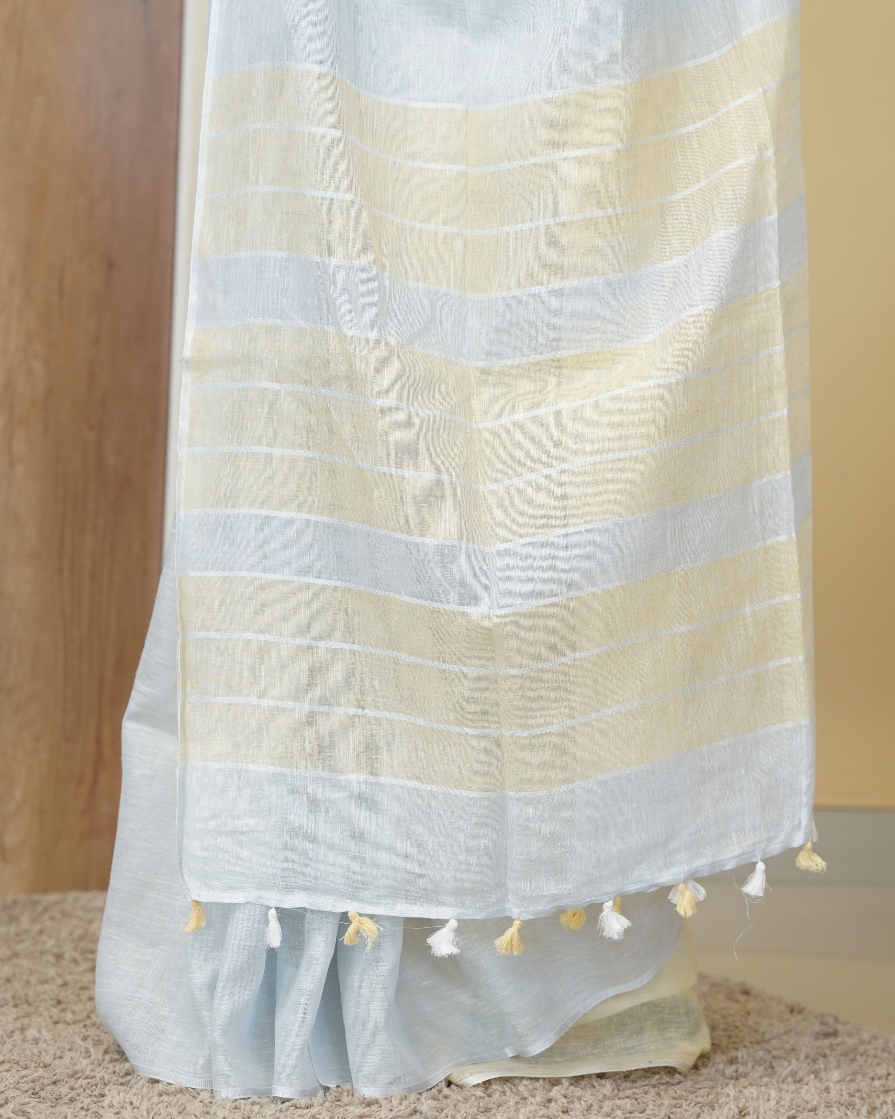 Load image into Gallery viewer, Pure Linen Saree(Pre-Order)-5156