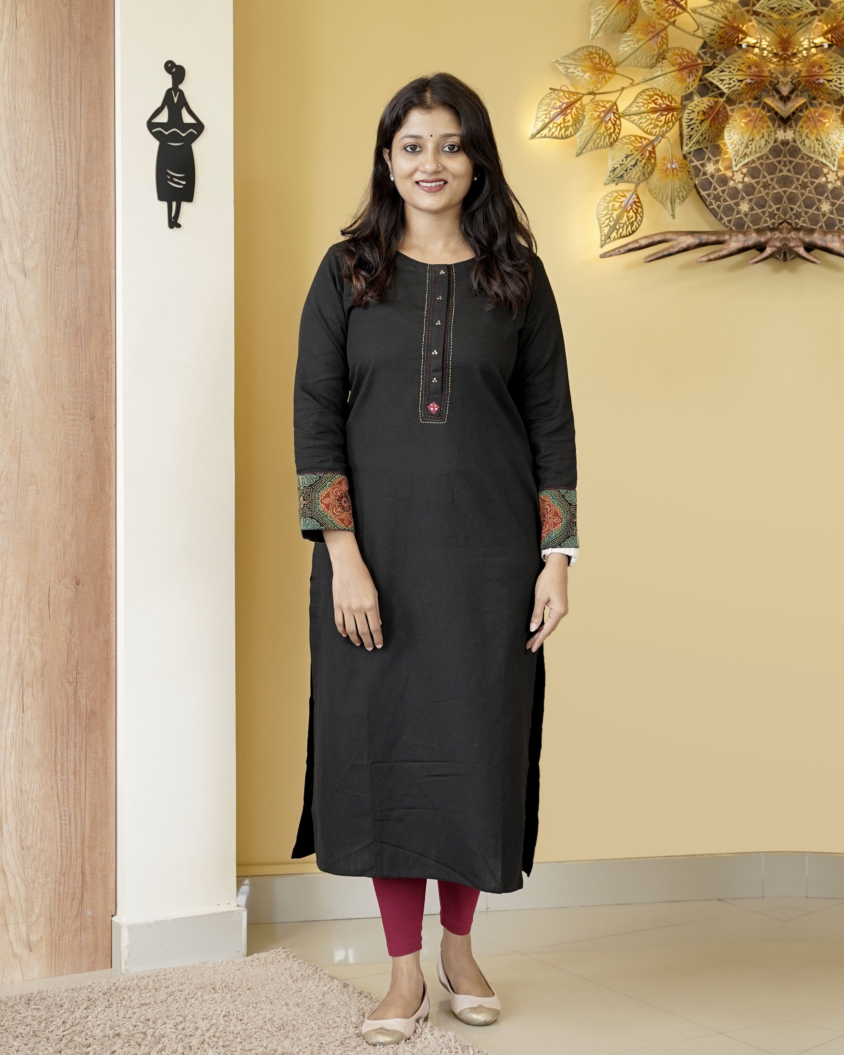 Load image into Gallery viewer, Pure Cotton Slitted Kurti- 4598