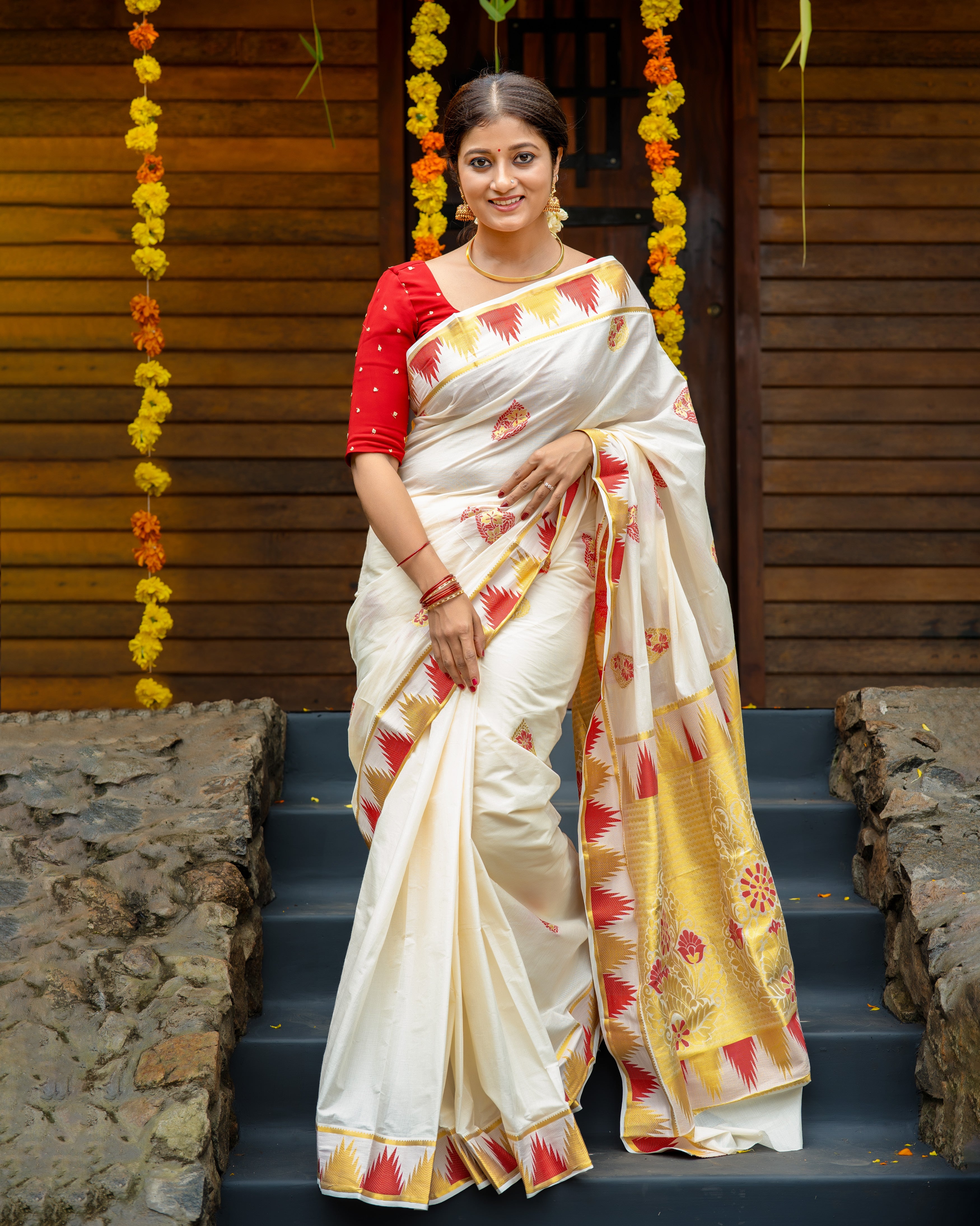 Load image into Gallery viewer, Kerala Kasavu Saree-5065