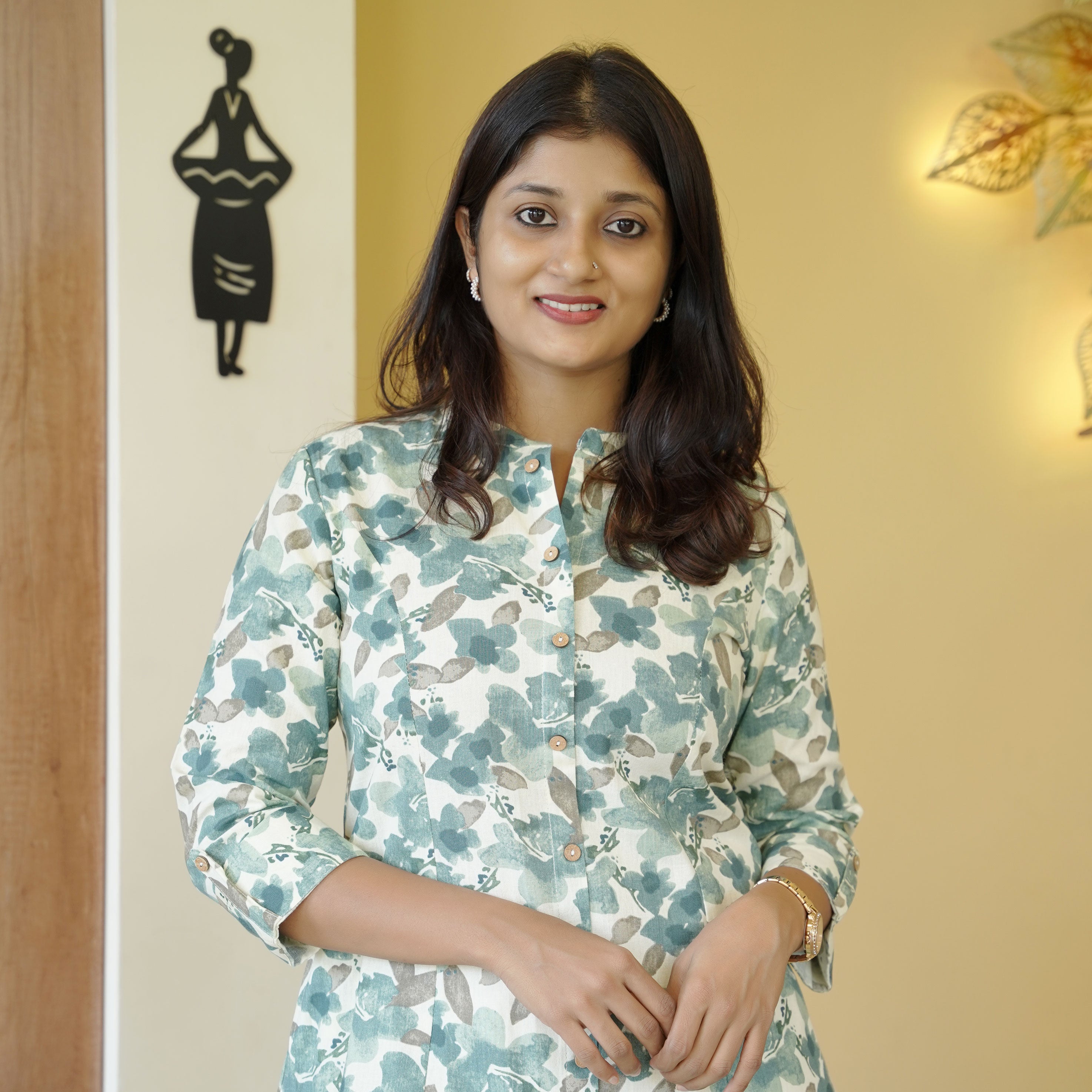 Load image into Gallery viewer, Pure cotton kurti-4323