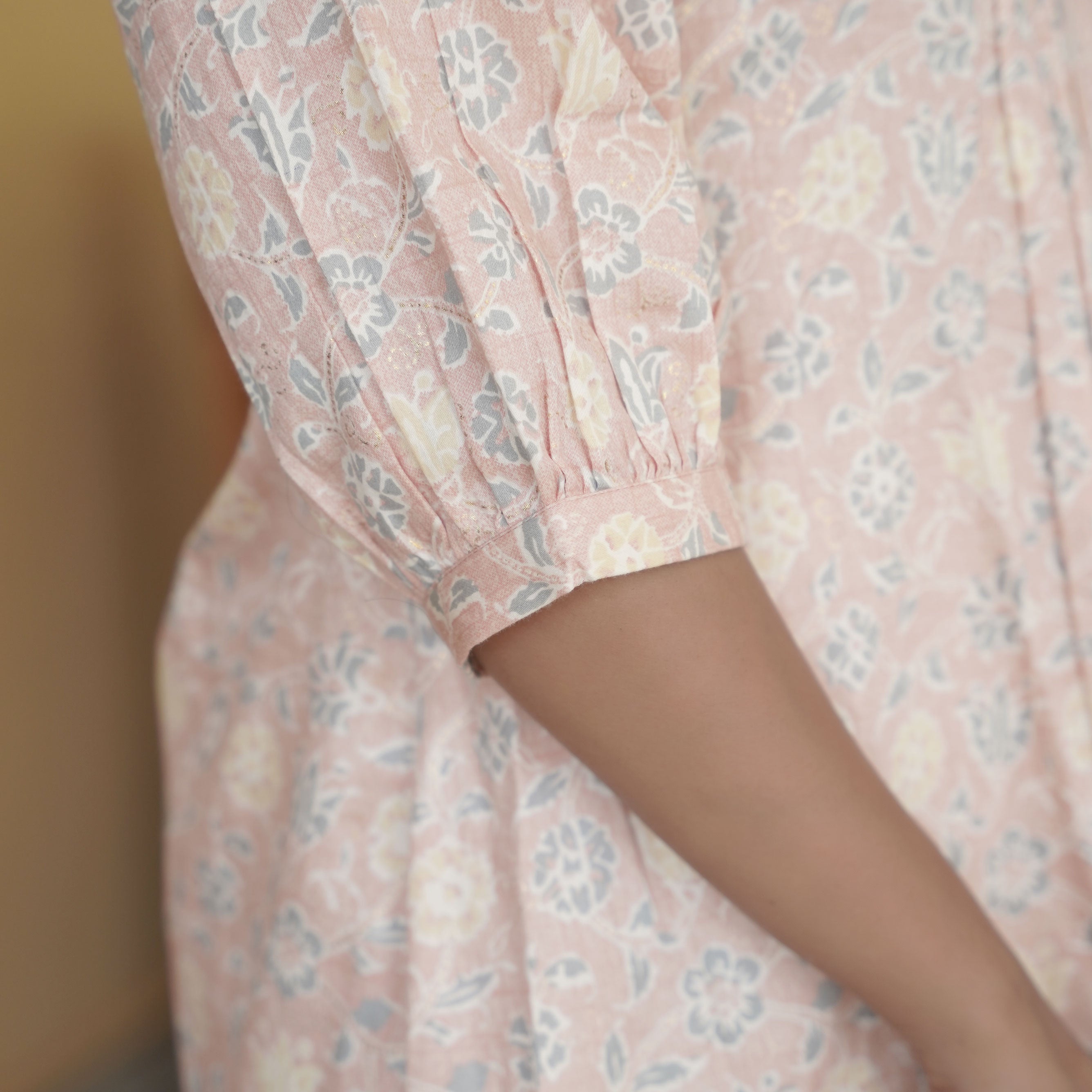 Load image into Gallery viewer, Jam Cotton Designer Kurti-4413 (pre- order)