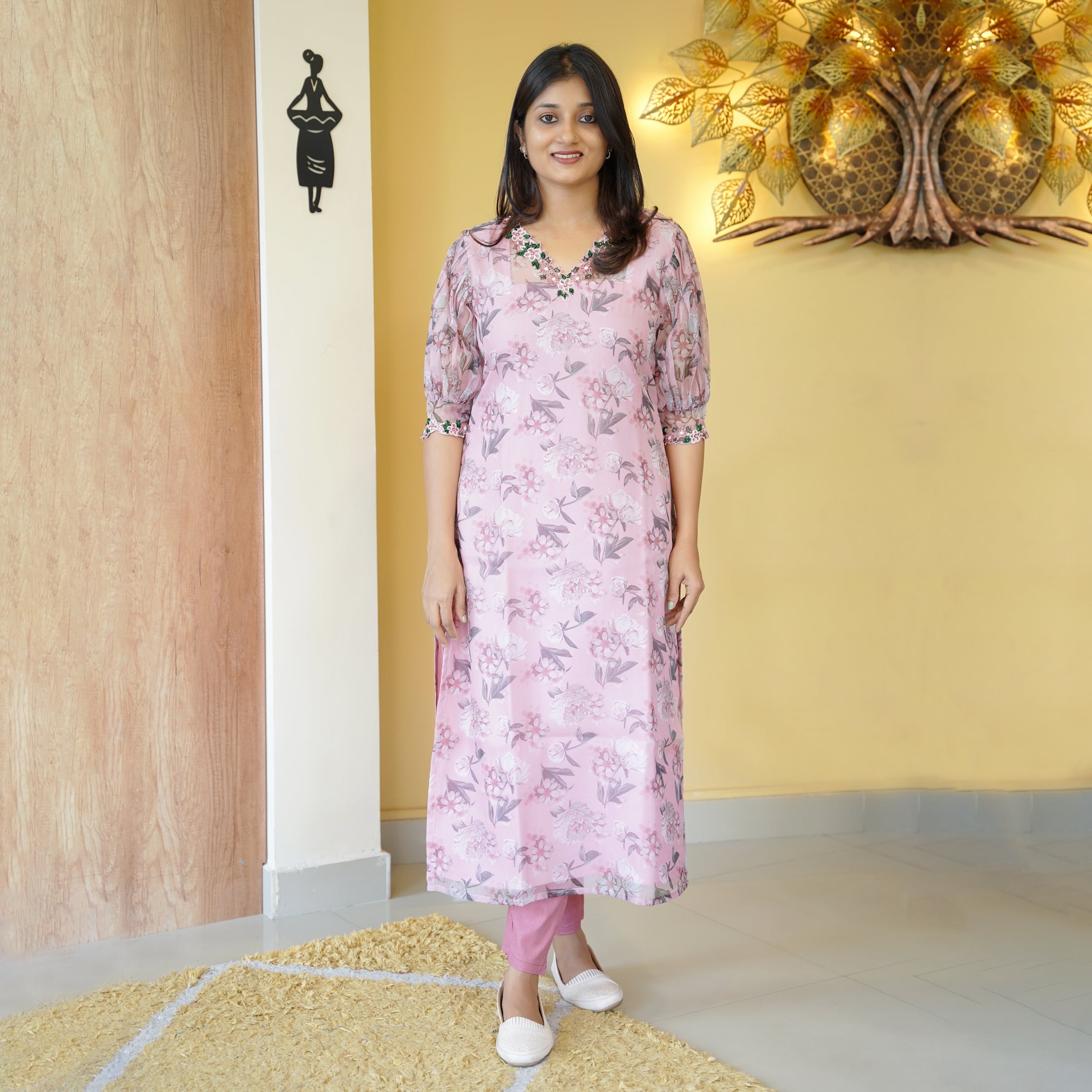 Load image into Gallery viewer, Organza Designer Kurti-4423(pre-order)