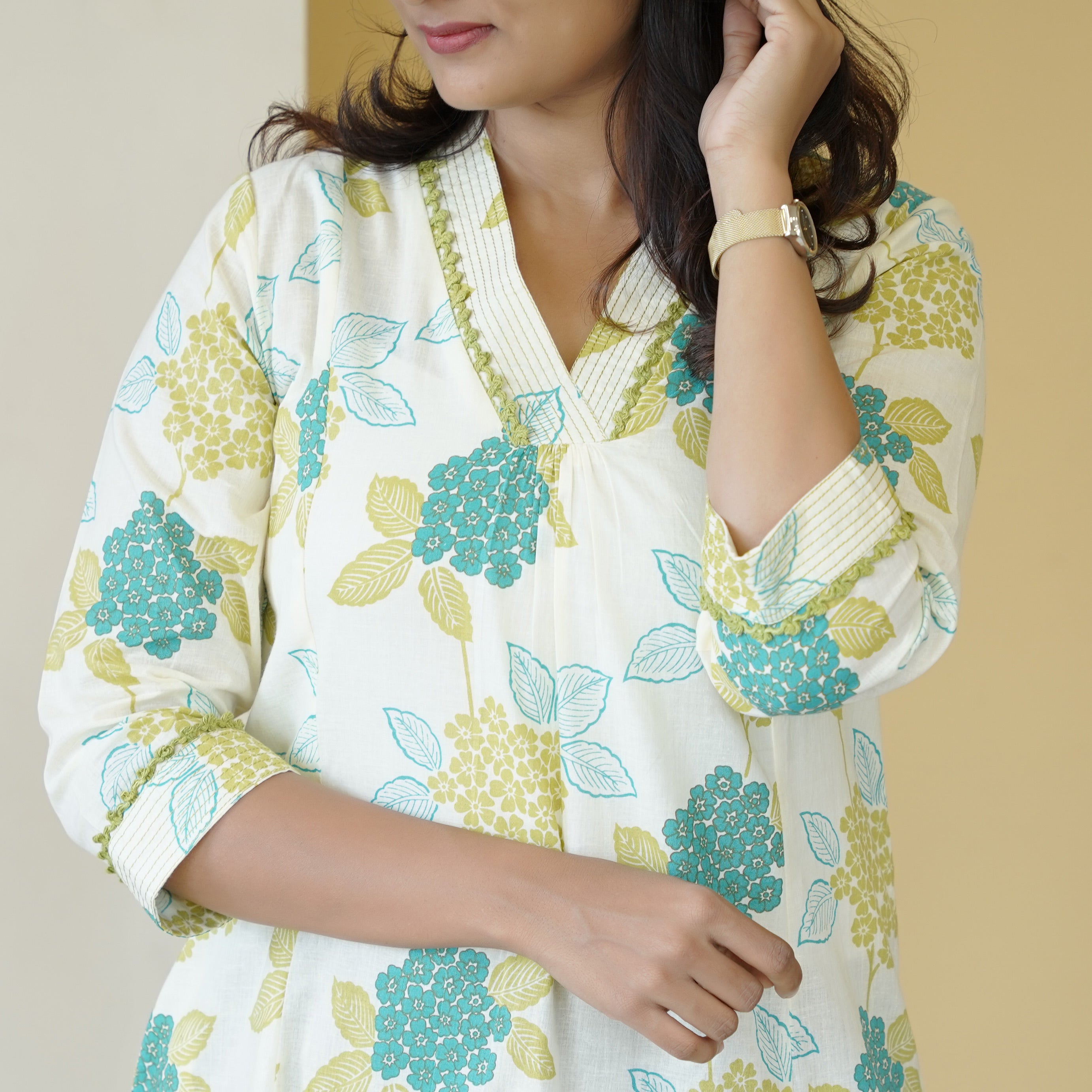 Load image into Gallery viewer, Pure cotton kurti-4315