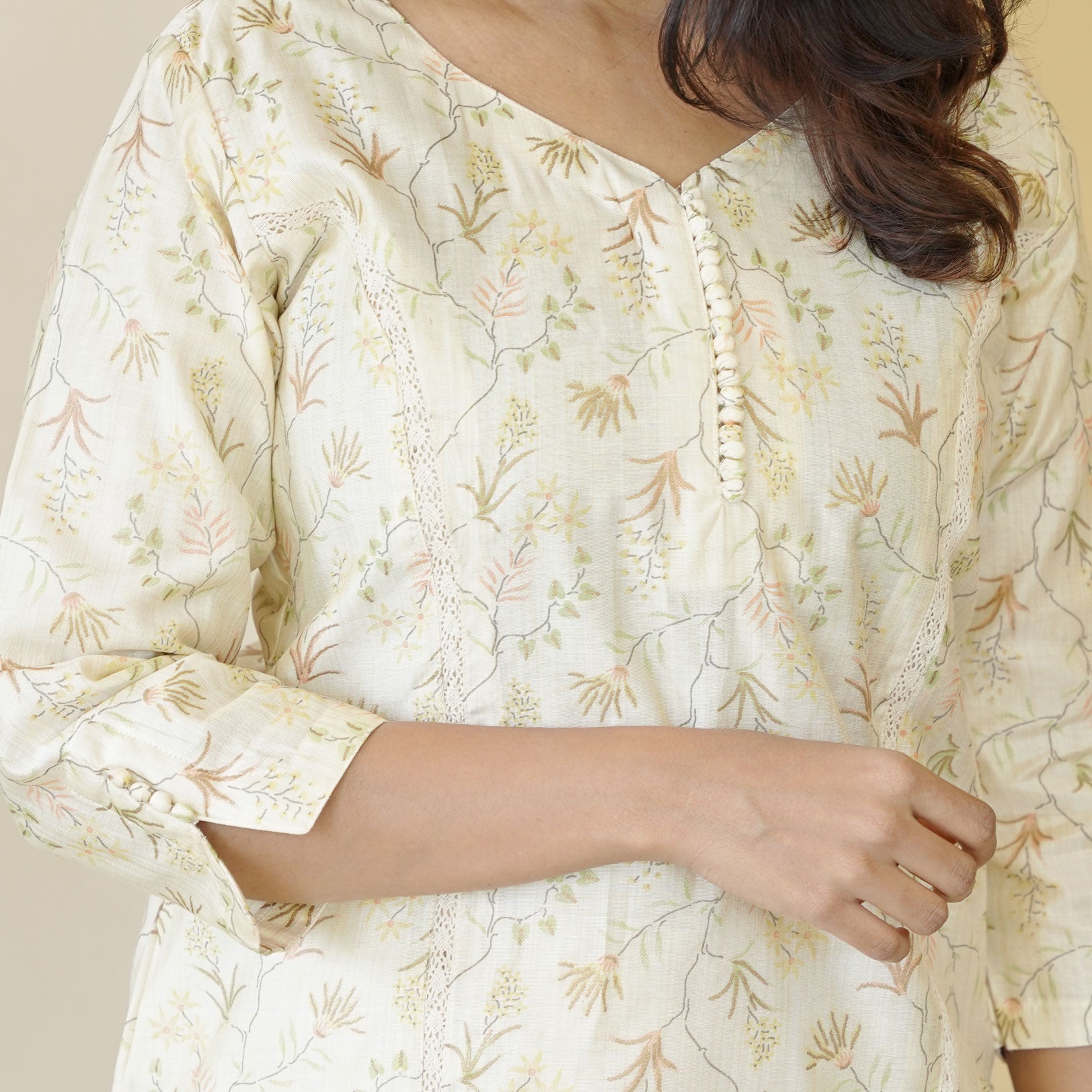 Load image into Gallery viewer, Chanderi Silk Kurti-4131