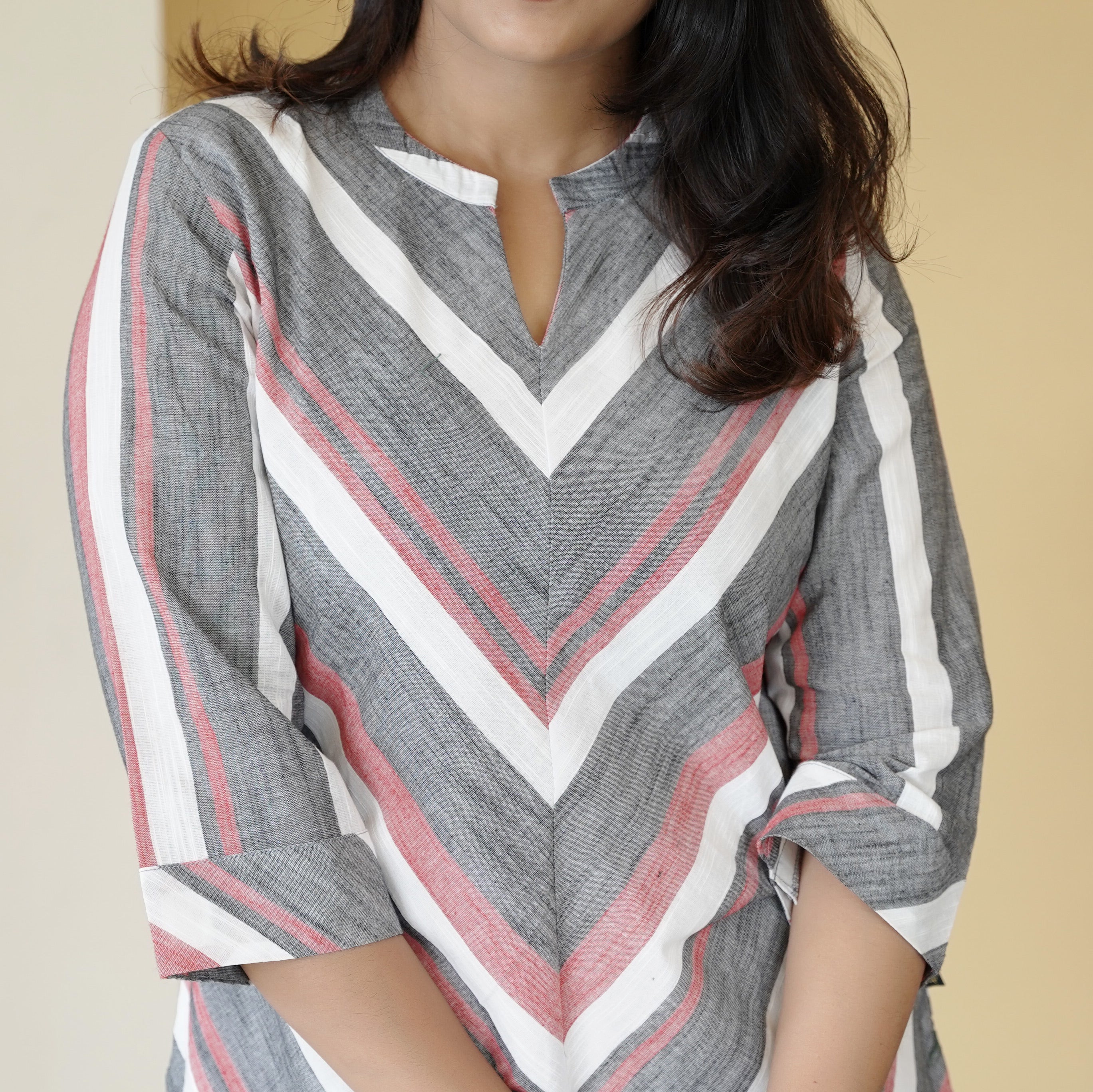 Load image into Gallery viewer, HANDLOOM COTTON KURTI-4524