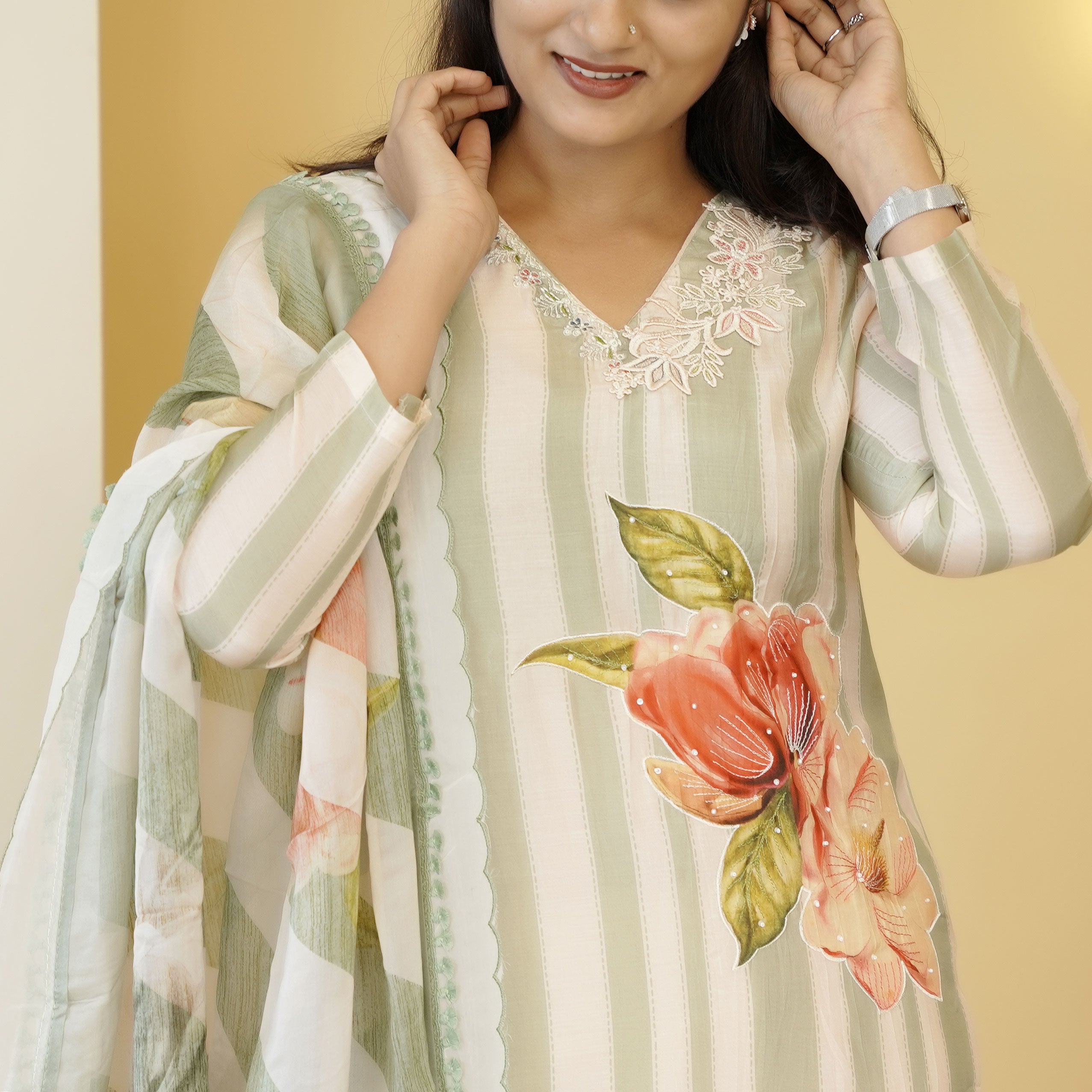 Load image into Gallery viewer, Pure Muslin Silk Kurti Set-4719