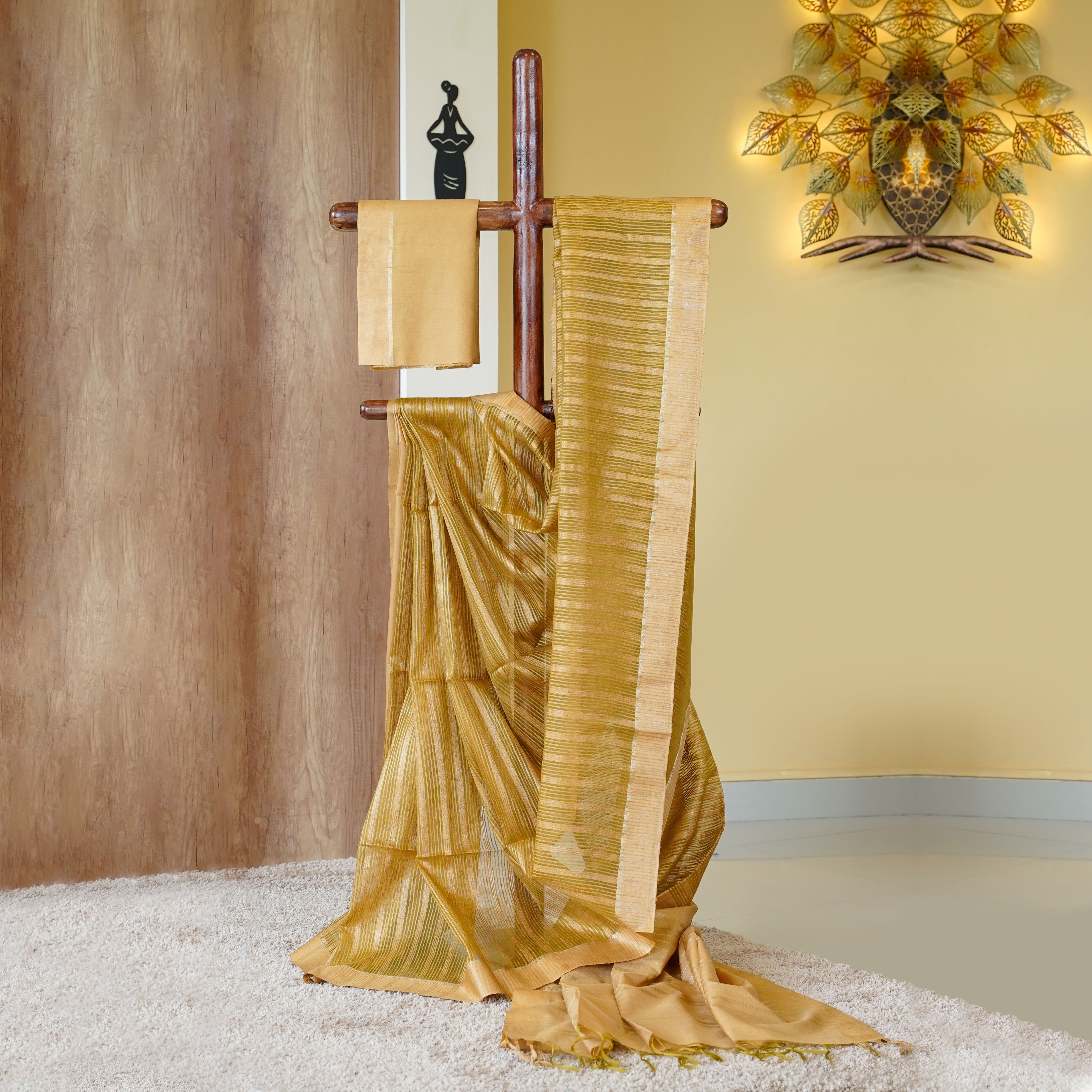 Load image into Gallery viewer, Organza Silk Saree-4820