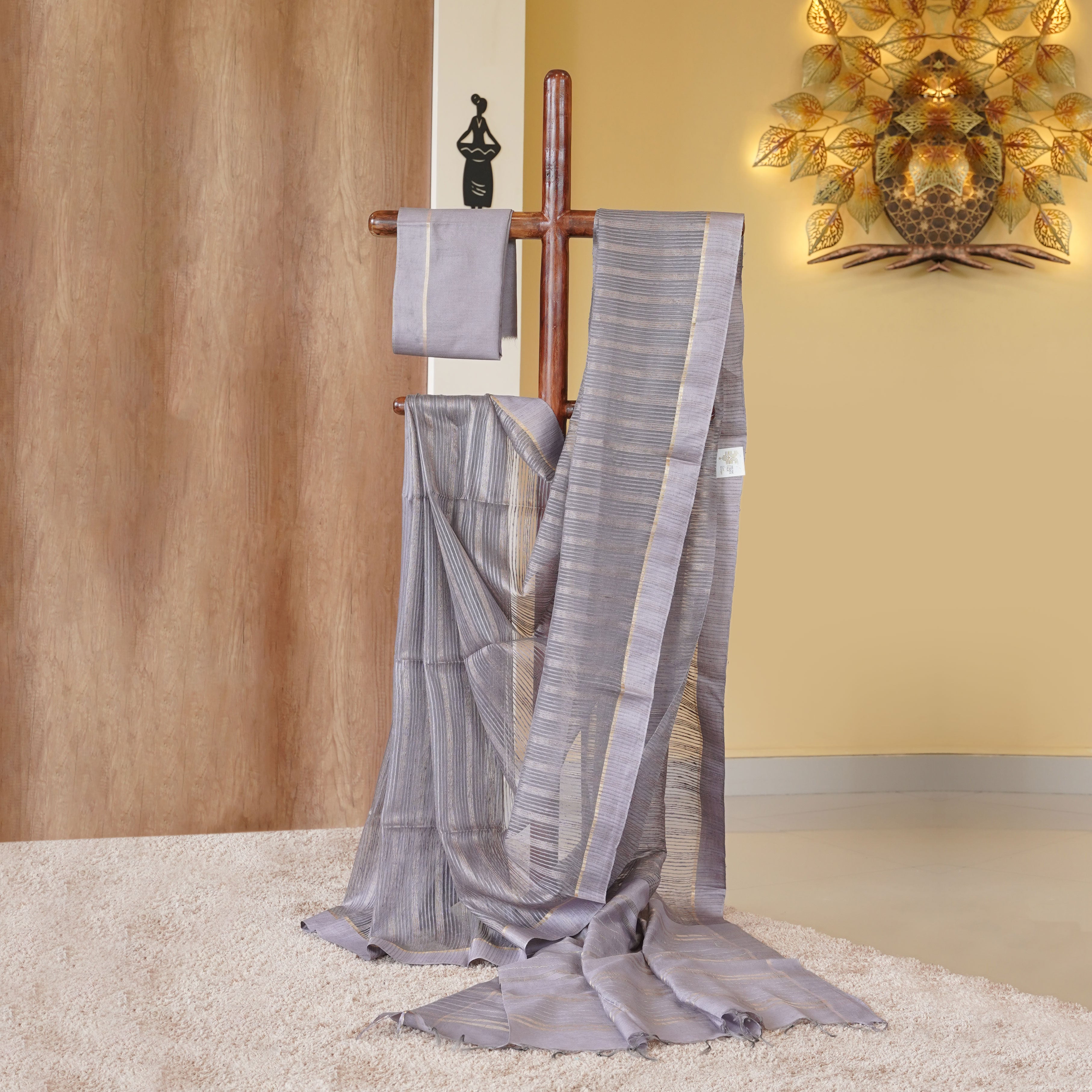 Load image into Gallery viewer, Organza Silk Saree-4820