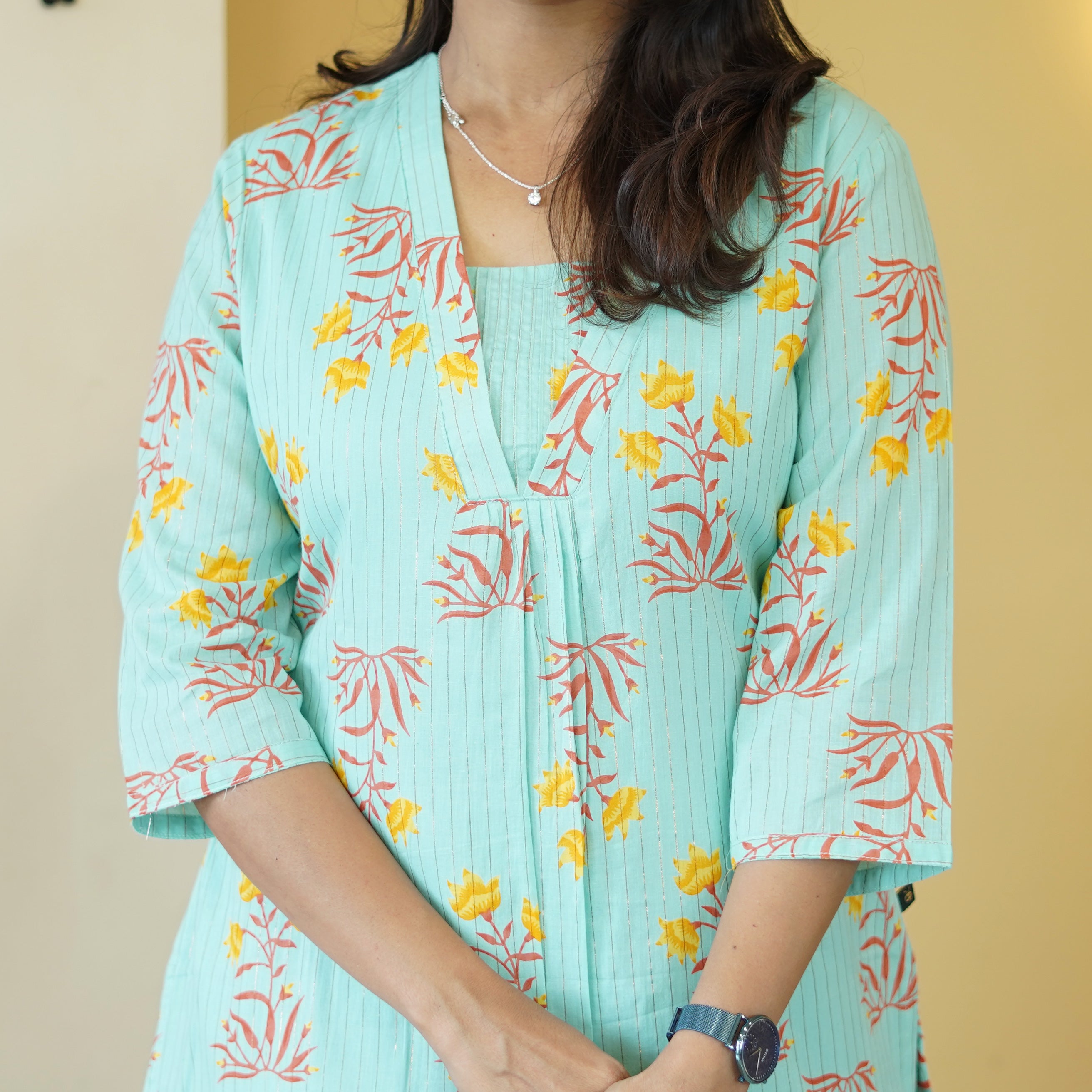Load image into Gallery viewer, PRINTED COTTON KURTI - 4956