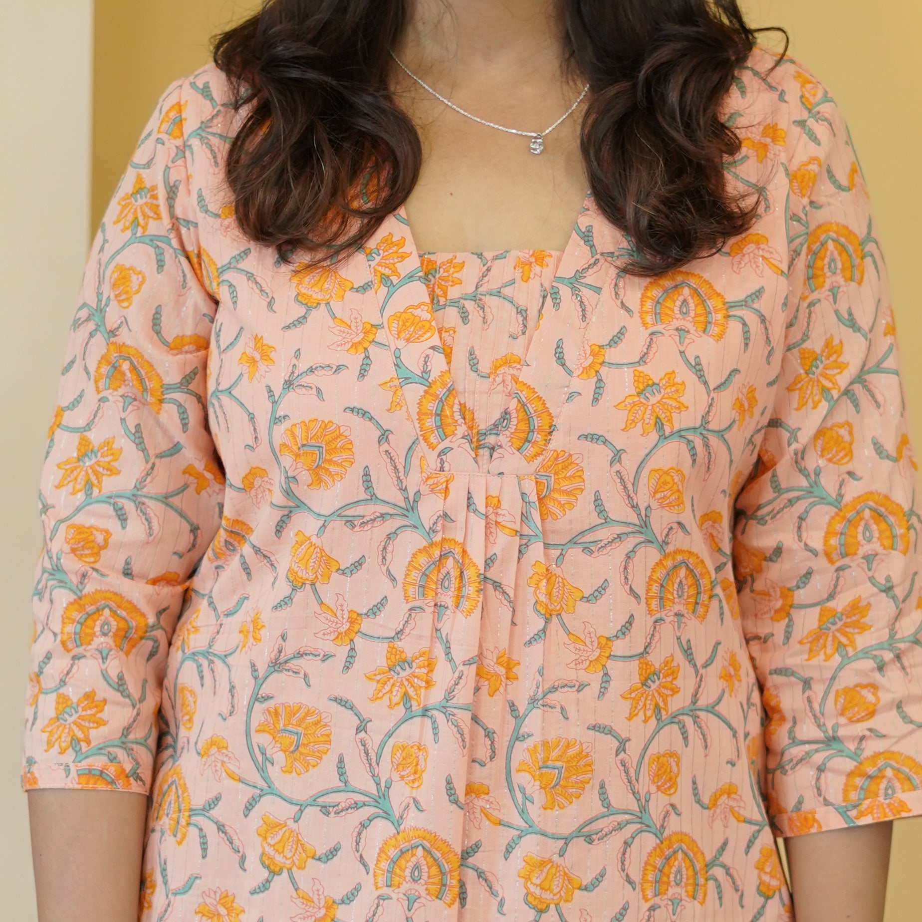Load image into Gallery viewer, PRINTED COTTON KURTI - 4956