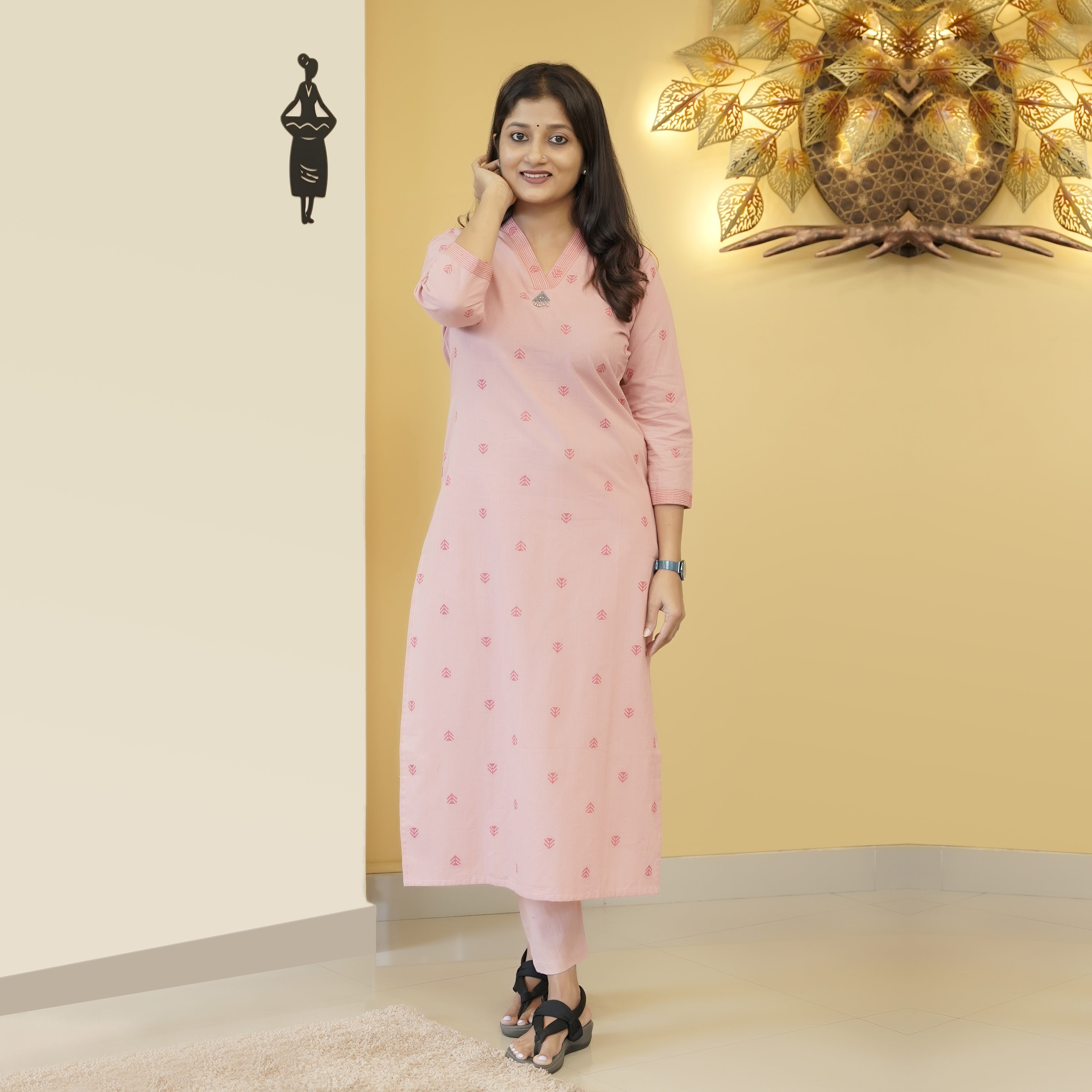 Load image into Gallery viewer, PURE COTTON SLITTED KURTI-4598