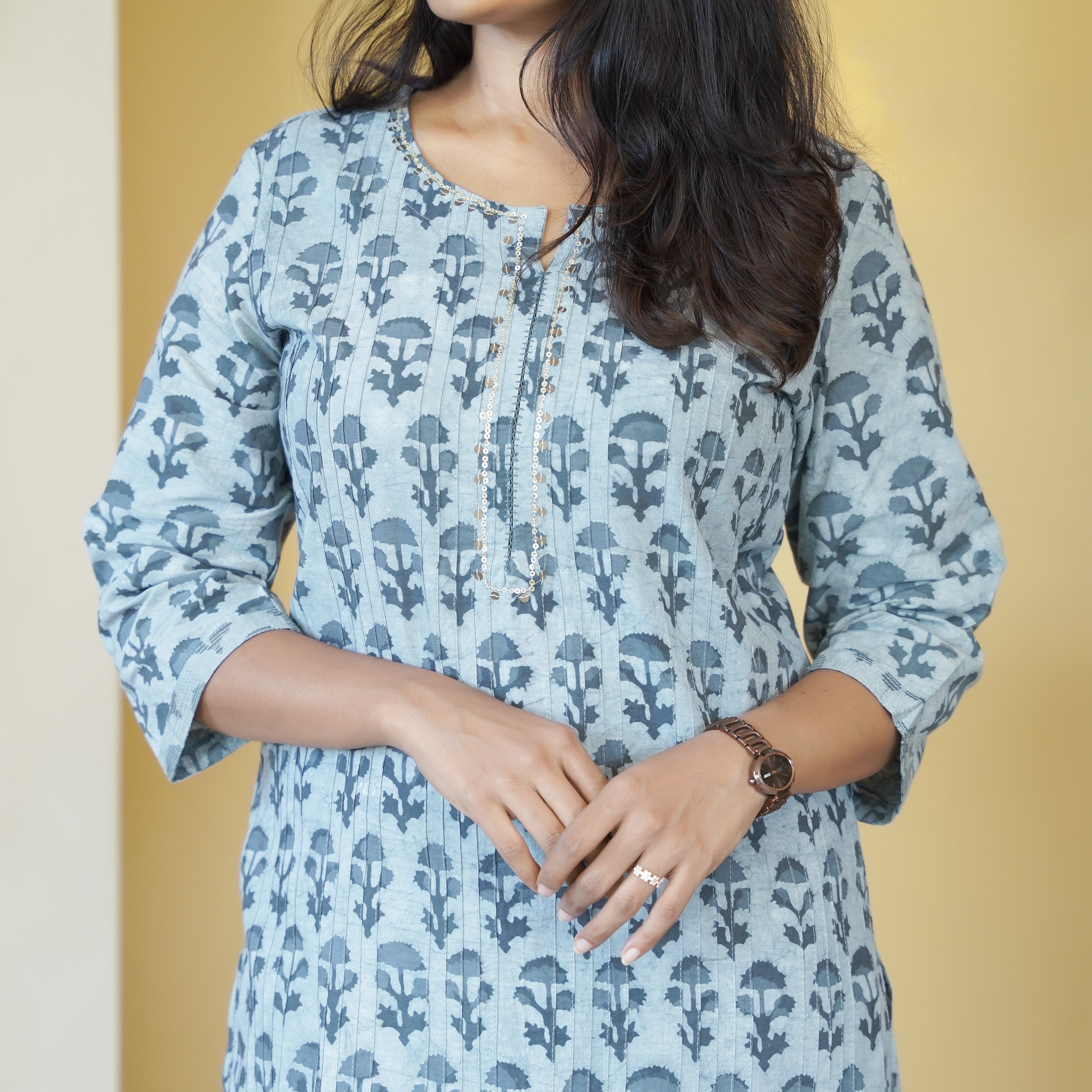 Load image into Gallery viewer, Pure Cotton Slitted Kurti- 3662