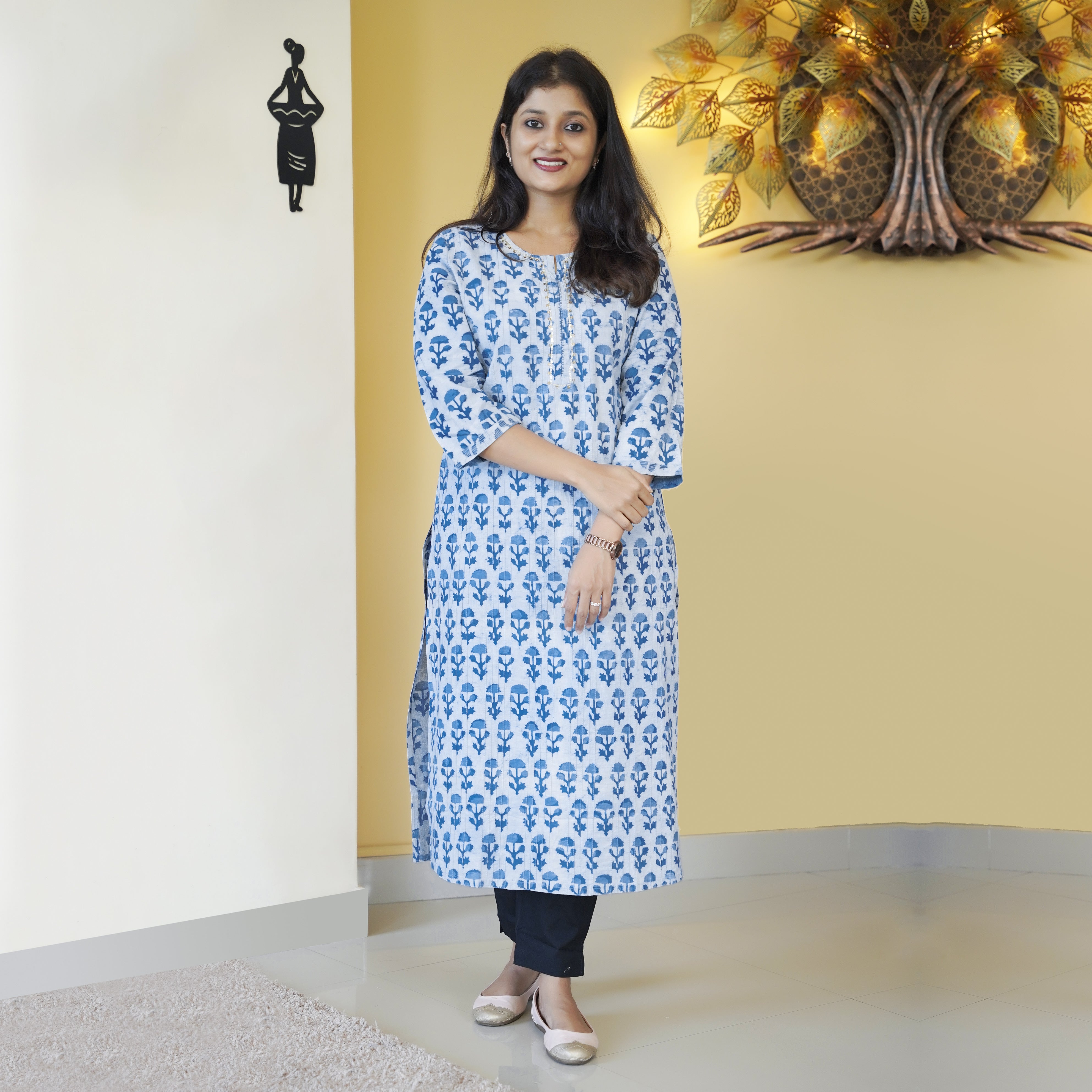 Load image into Gallery viewer, Pure Cotton Slitted Kurti- 3662
