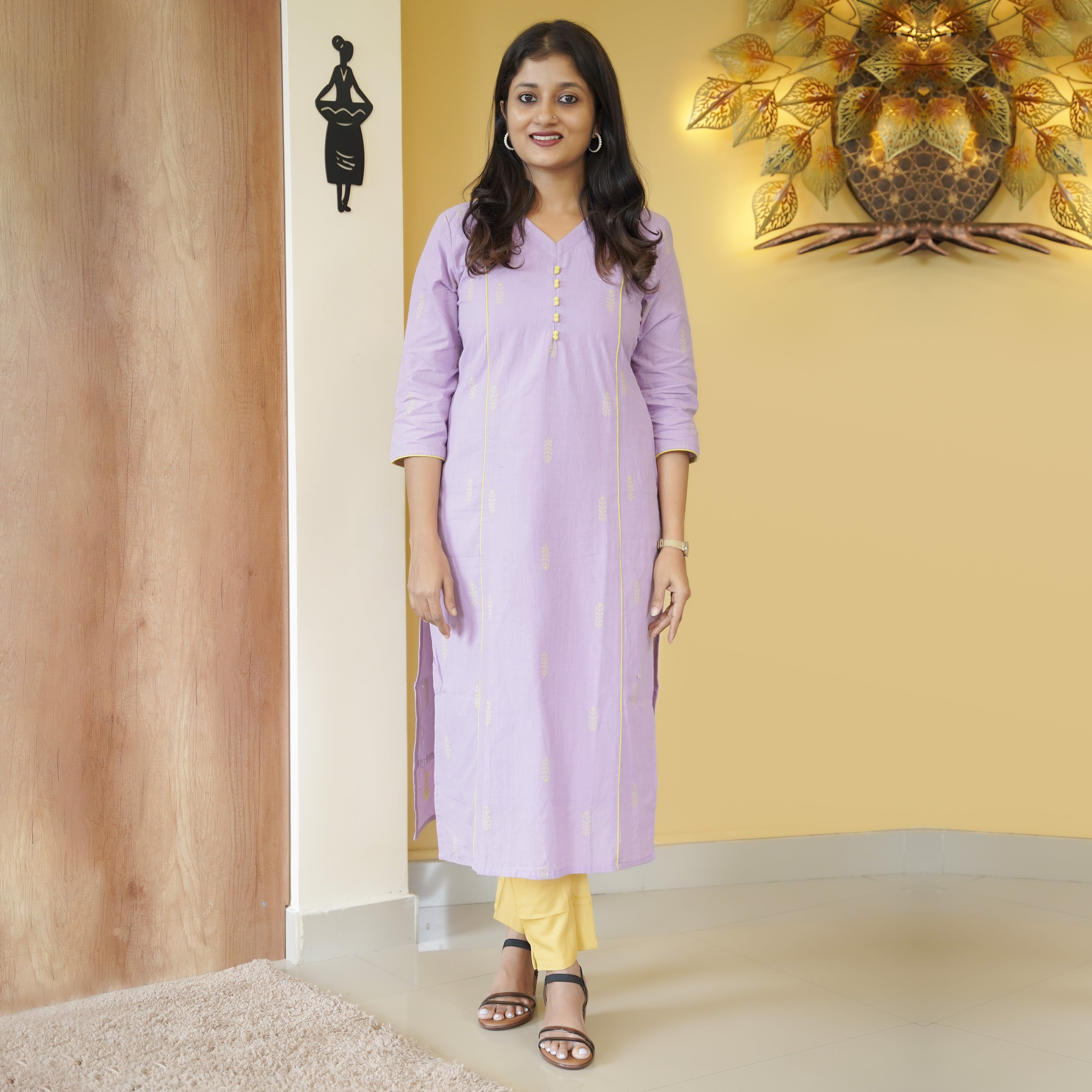 Load image into Gallery viewer, Pure Cotton Slitted Kurti-5100