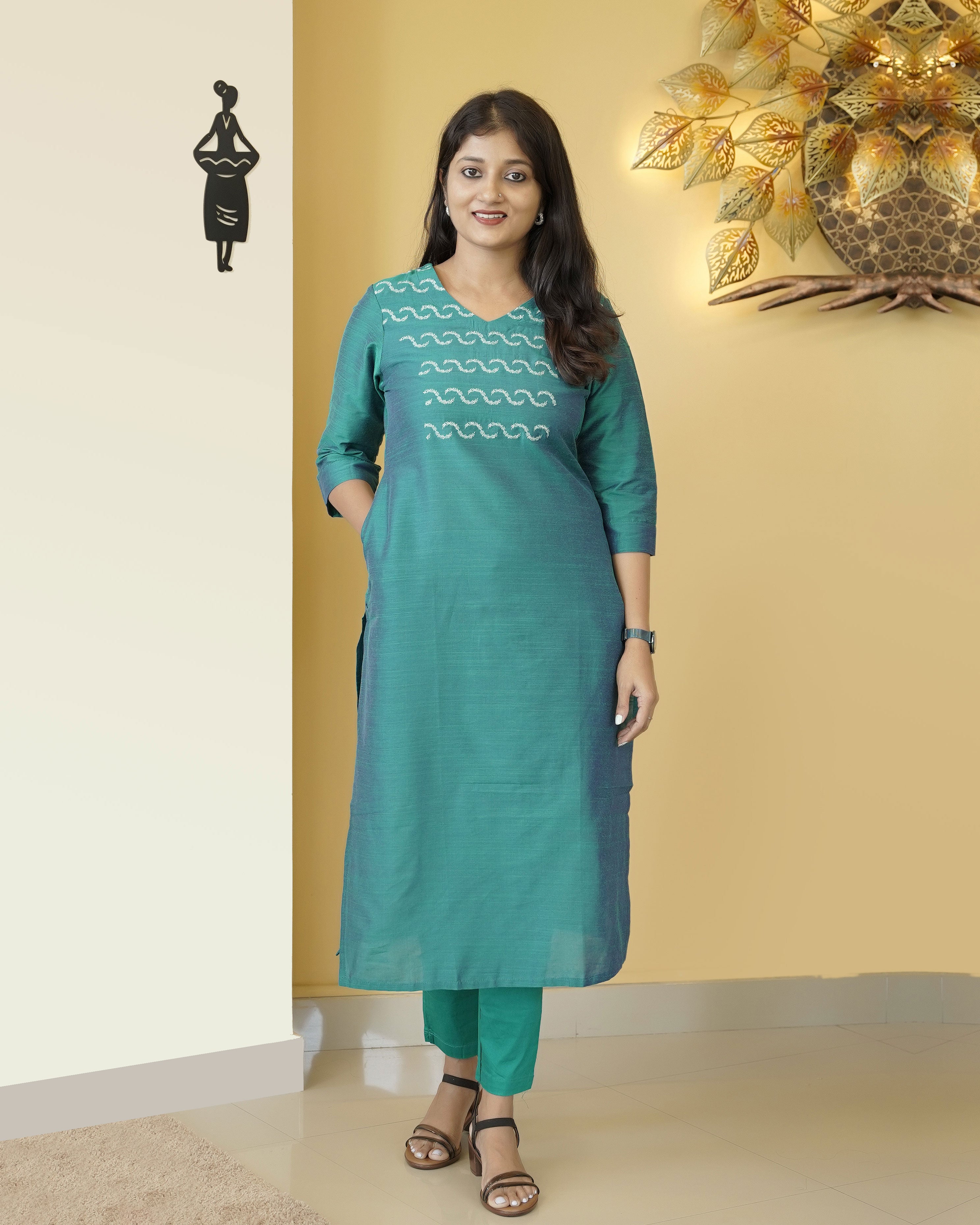 Load image into Gallery viewer, Raw Cotton Slitted Kurti-3739