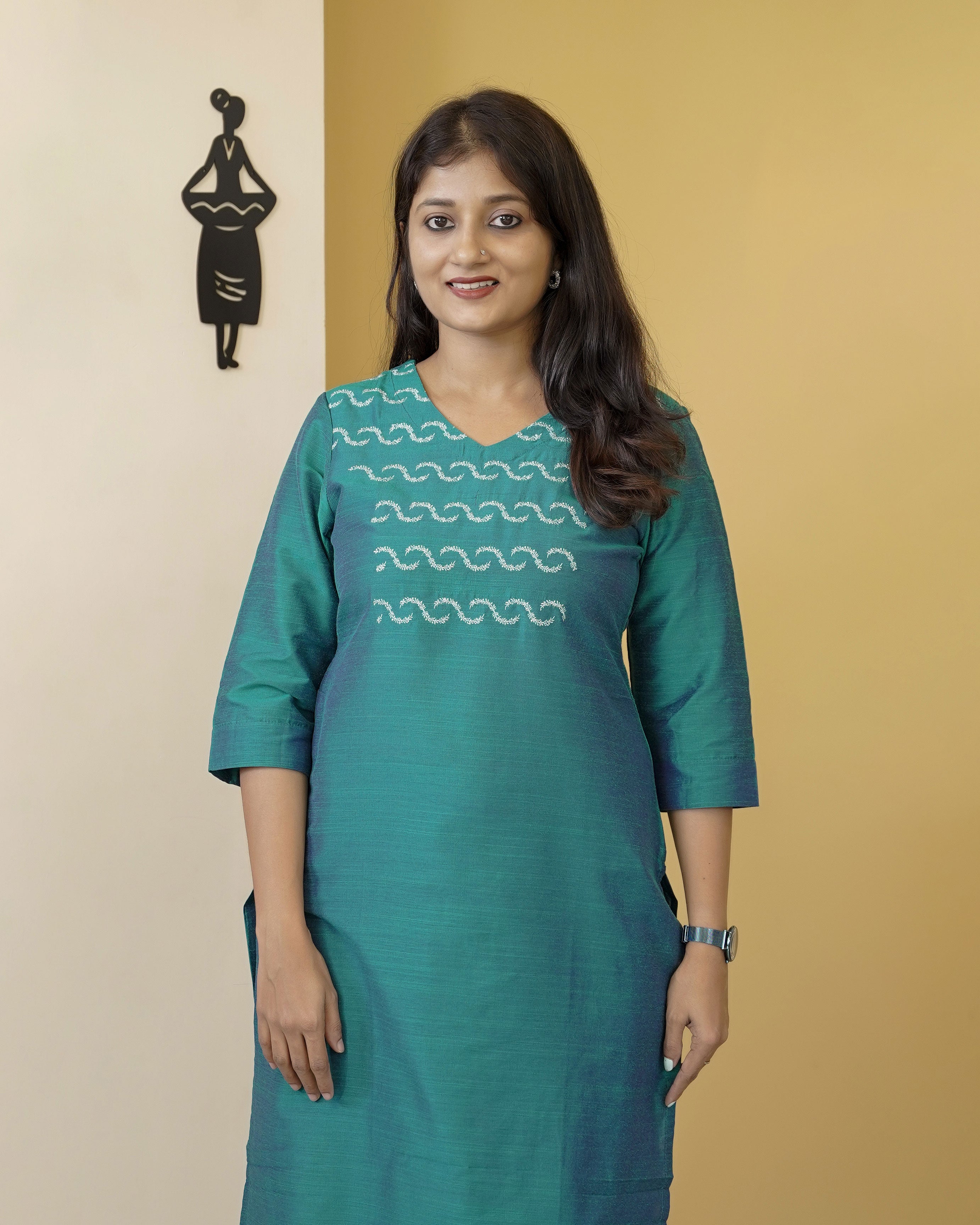 Load image into Gallery viewer, Raw Cotton Slitted Kurti-3739