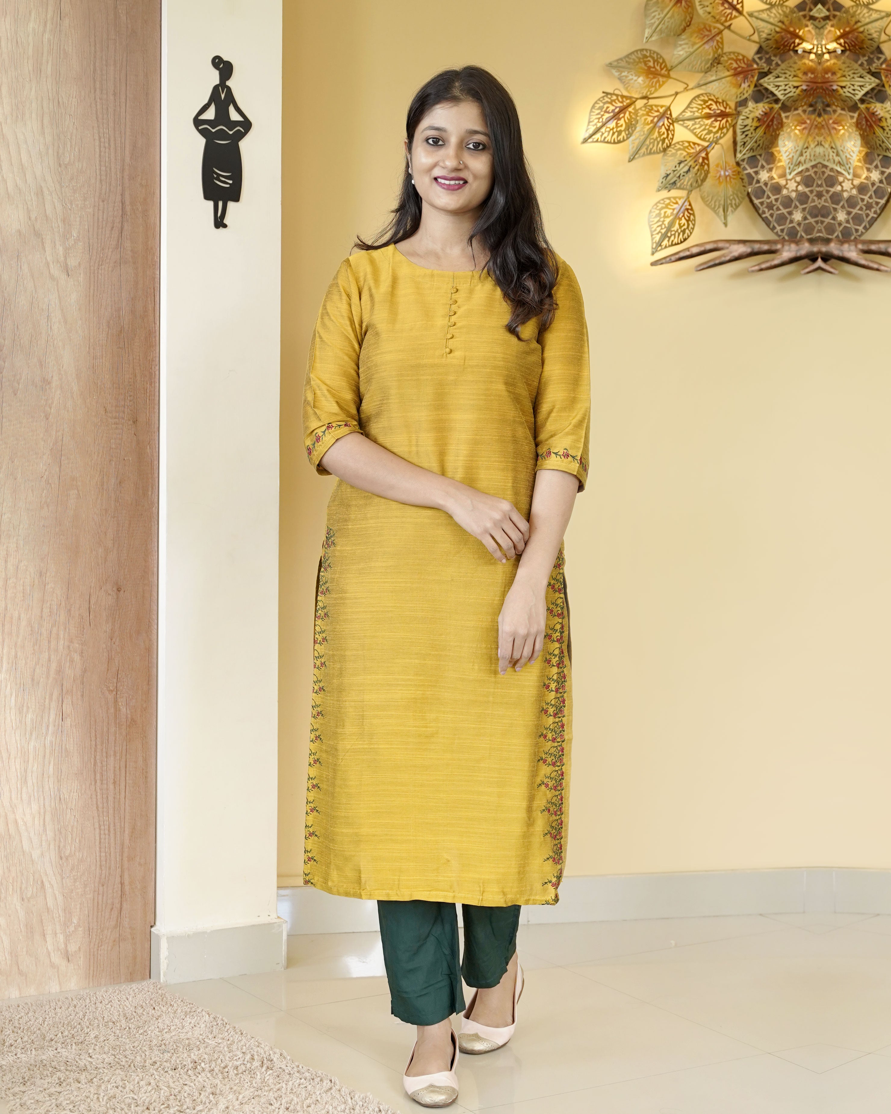 Load image into Gallery viewer, Raw Cotton Slitted Kurti-3731