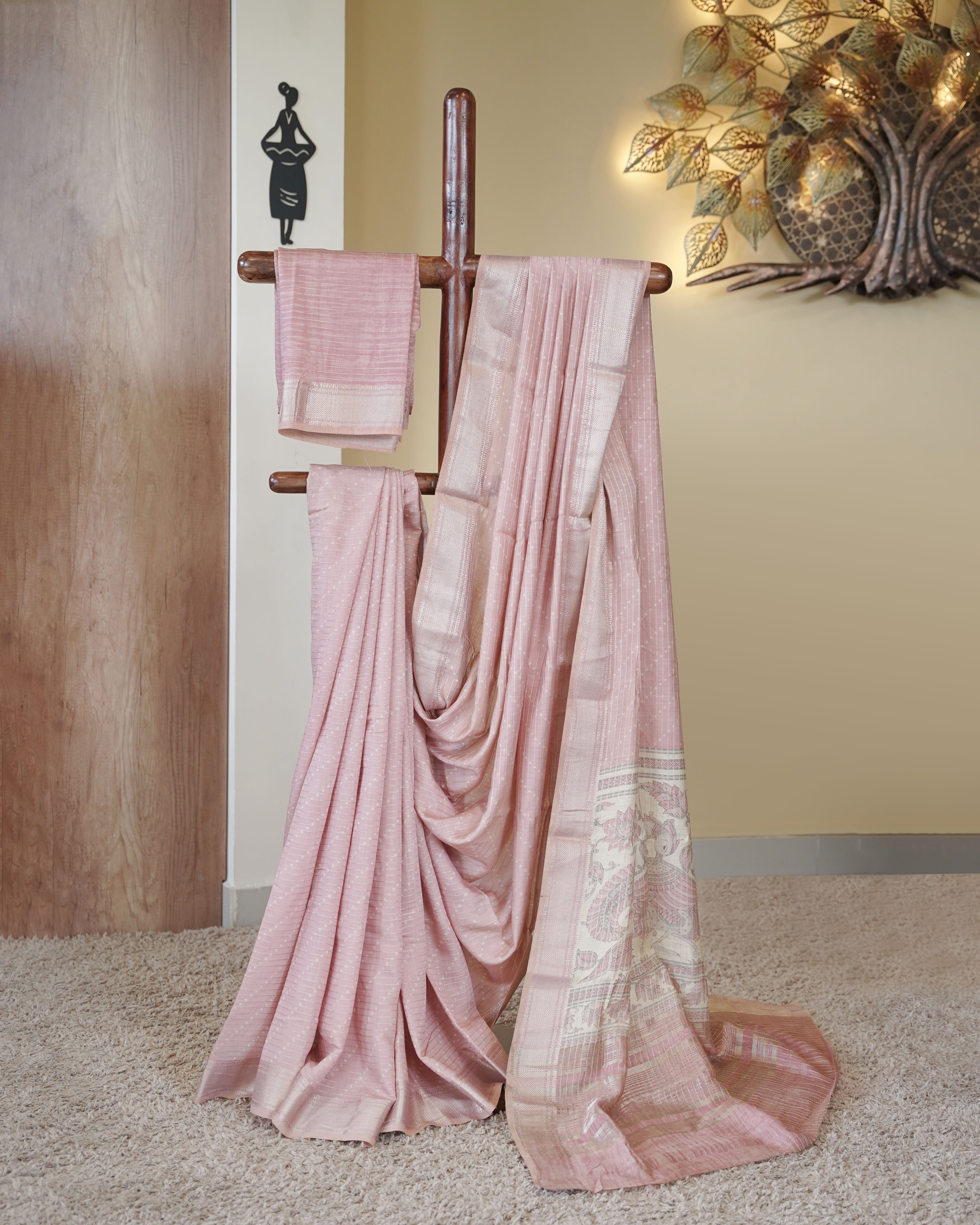 Load image into Gallery viewer, Crepe Silk Saree- 5191