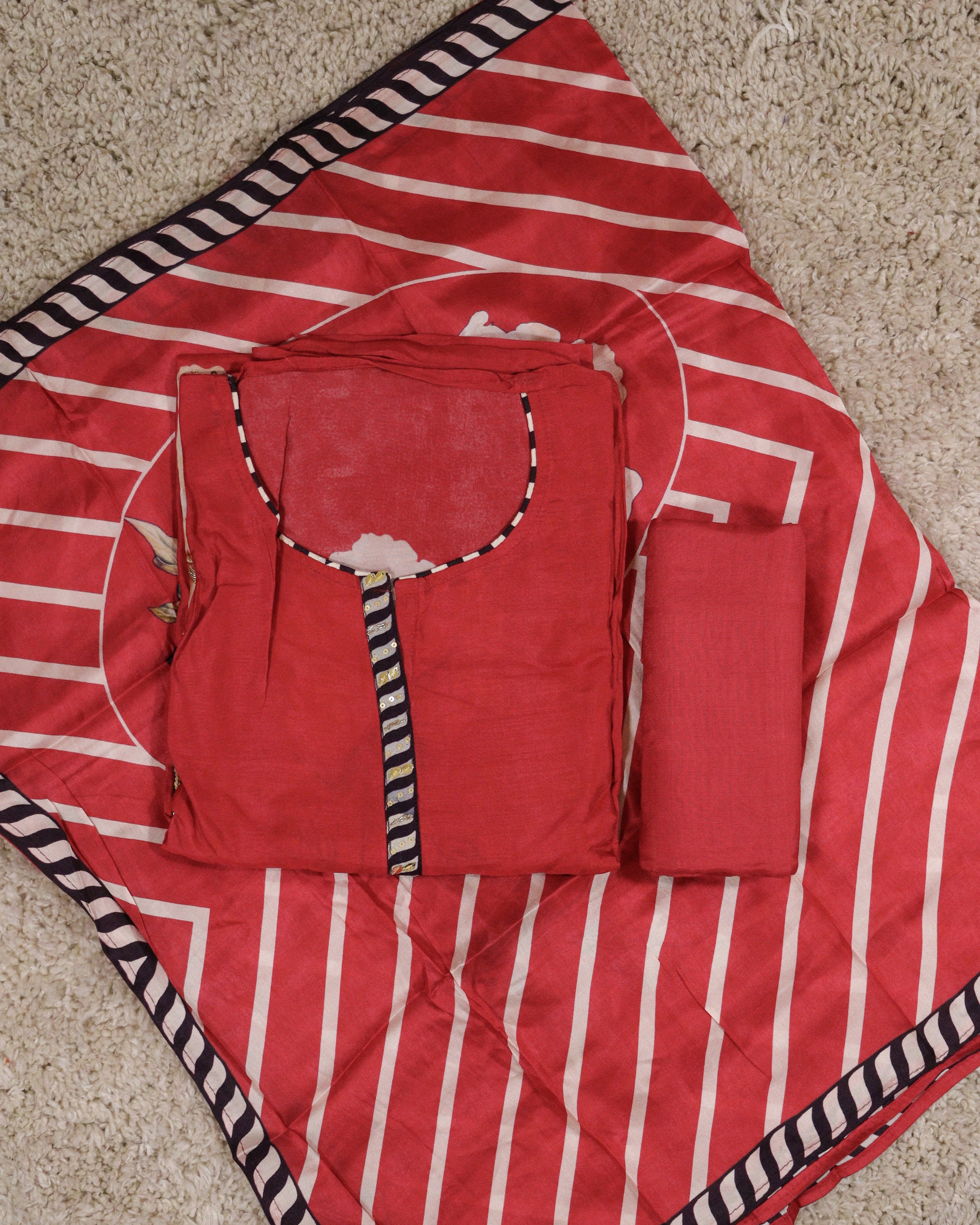 Load image into Gallery viewer, Muslin Silk Unstitched Suit-4805