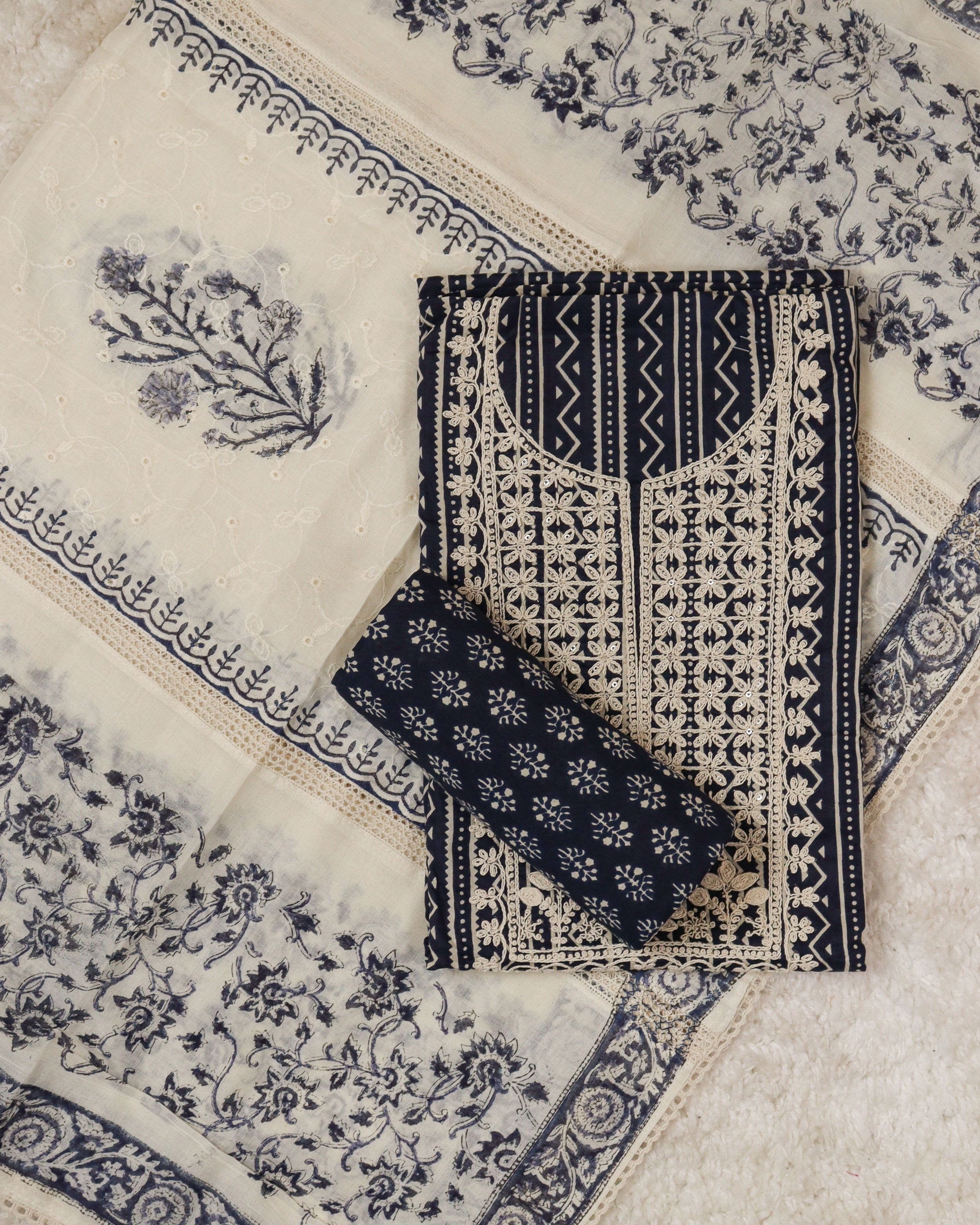 Load image into Gallery viewer, Pure Cotton Unstitched Suit-0564