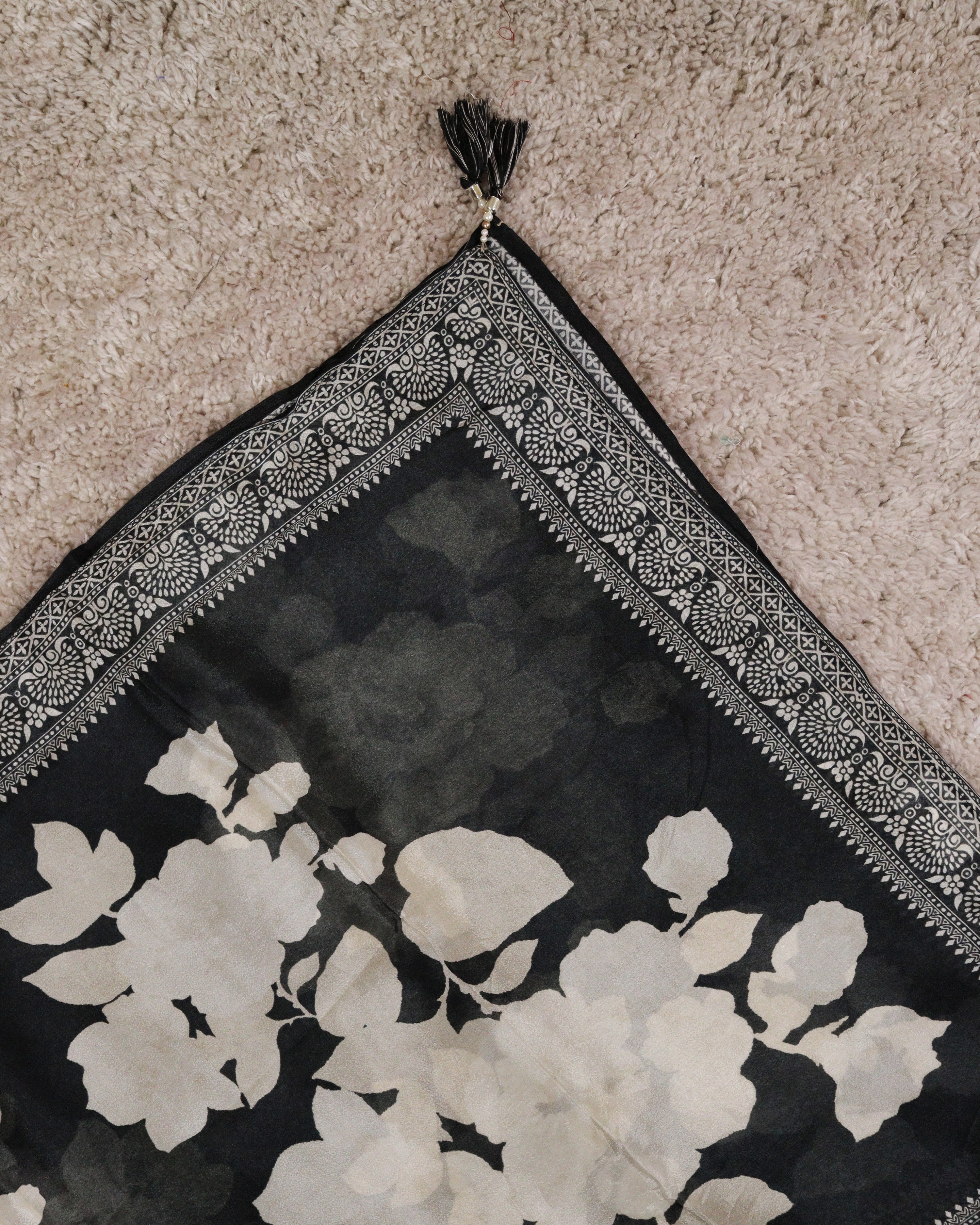 Load image into Gallery viewer, Crepe Silk Unstitched- 4810