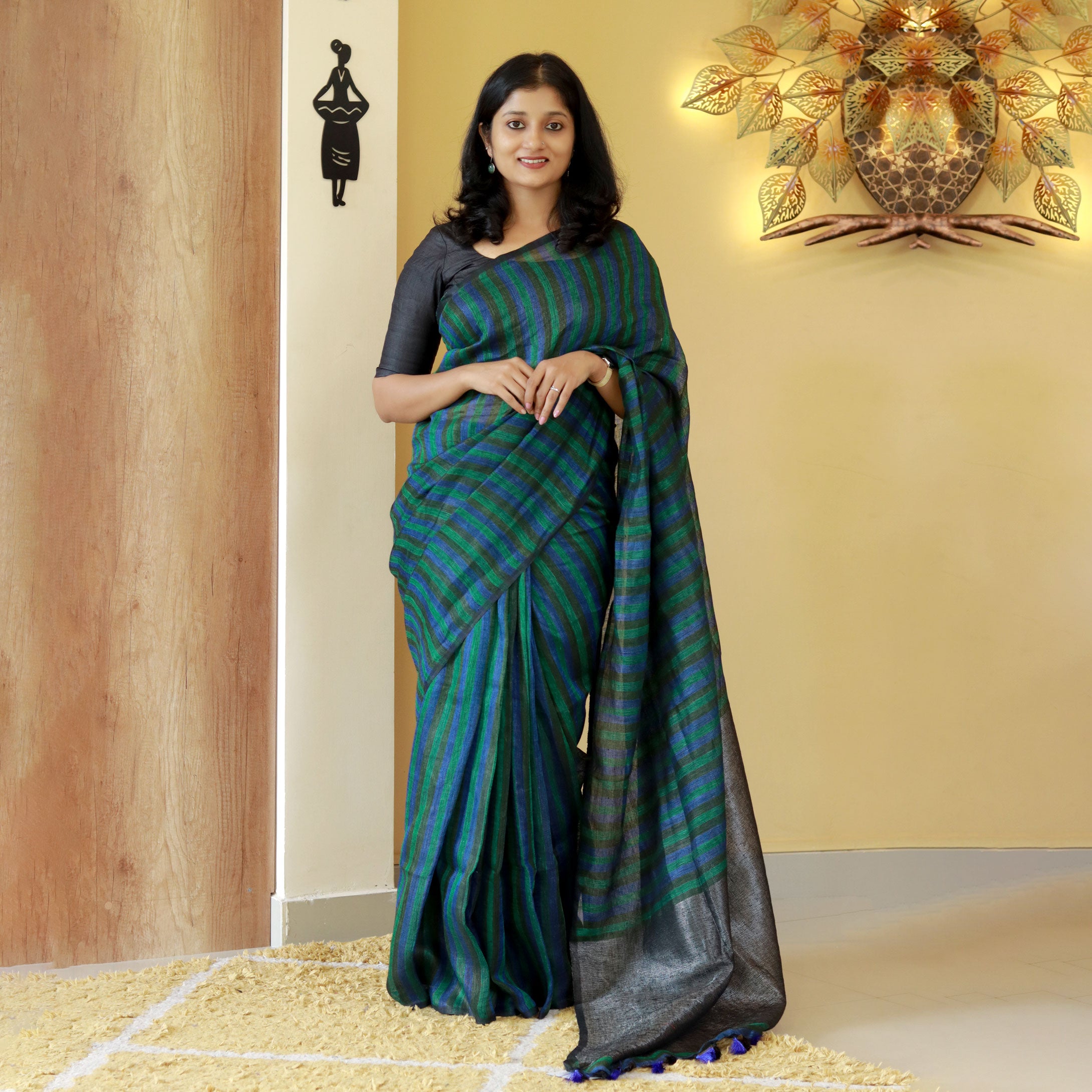 Load image into Gallery viewer, Pure Linen Saree -4053 ( pre order)