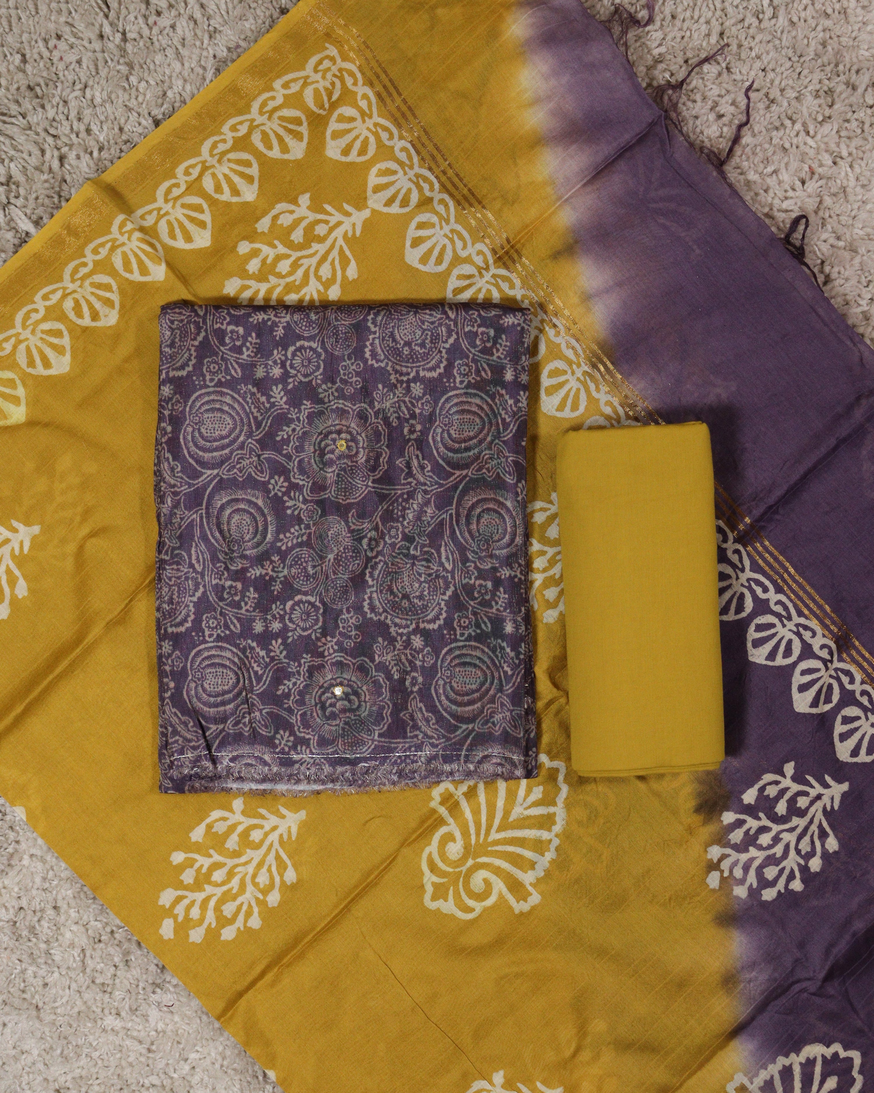 Load image into Gallery viewer, Silk Unstitched Suit-5379